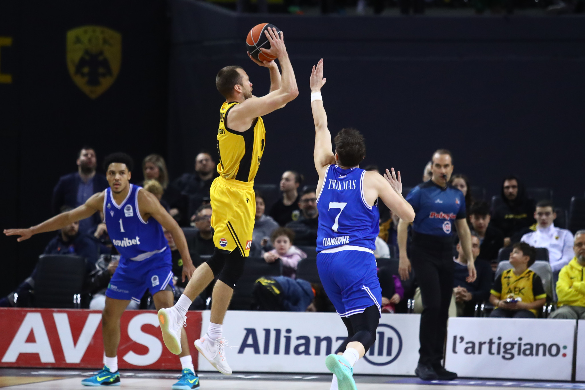 Η βαθμολογία της Stoiximan GBL μετά τη νίκη της ΑΕΚ κόντρα στον Ηρακλή