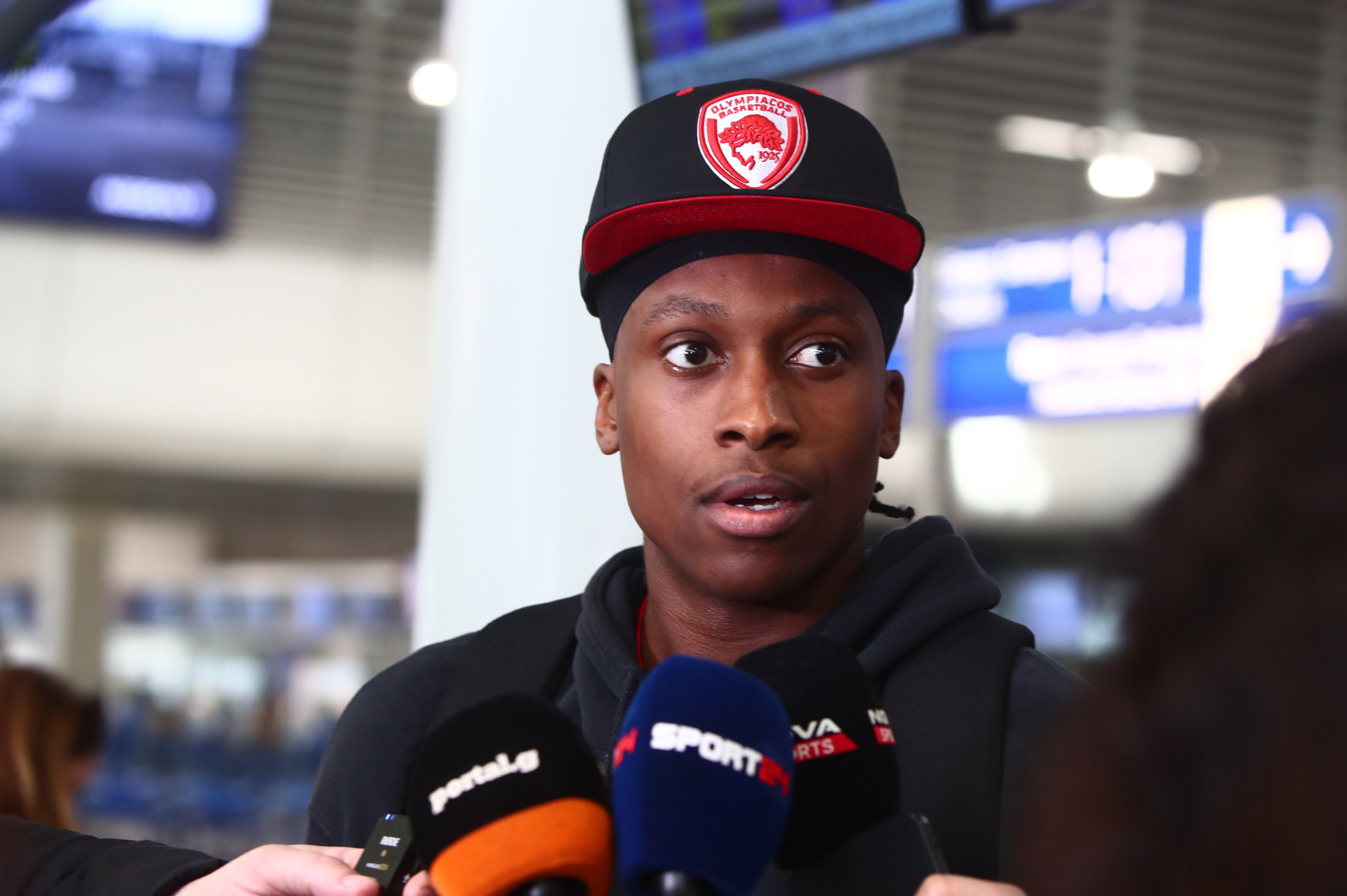 Νιλικίνα: «Είμαι ευγνώμων που βρίσκομαι στον Ολυμπιακό»