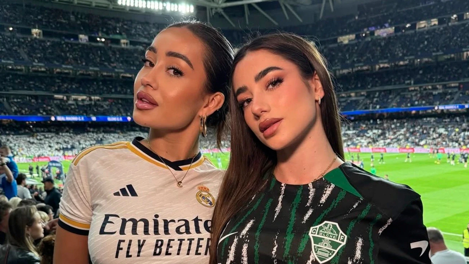 Η παρουσία influencers στο ποδόσφαιρο εξοργίζει ολοένα και περισσότερο τους οπαδούς - «Τι δουλειά έχουν στο γήπεδο;»