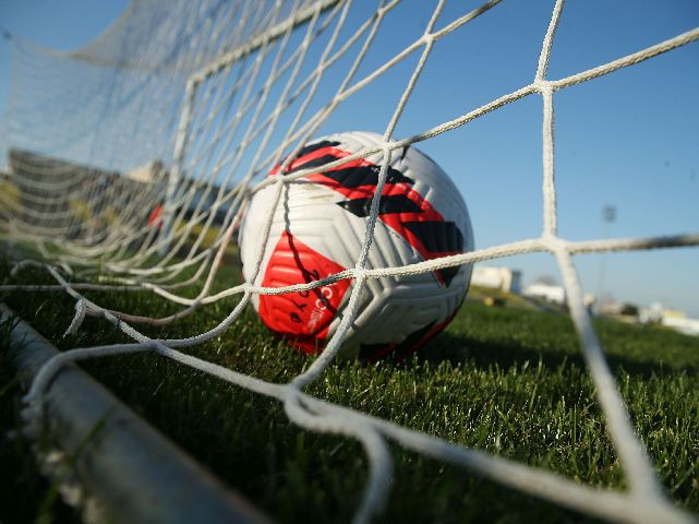 Παράγοντες και ποδοσφαιριστές ιστορικής ομάδας παραπέμπονται σε δίκη για 13 «στημένα» παιχνίδια