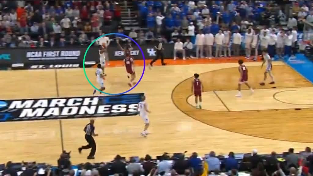 Αυτή είναι η τρέλα του NCAA: Όλη η «March Madness» σε 15 δευτερόλεπτα (video)