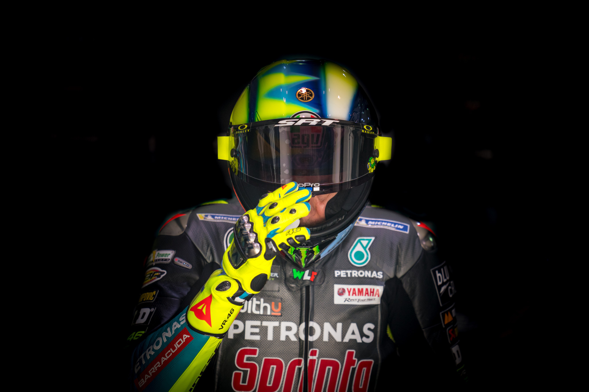 Οδηγοί ή απλοί επιβάτες; Δύο ιστορίες στον μηχανοκίνητο αθλητισμό που δίνουν την απάντηση