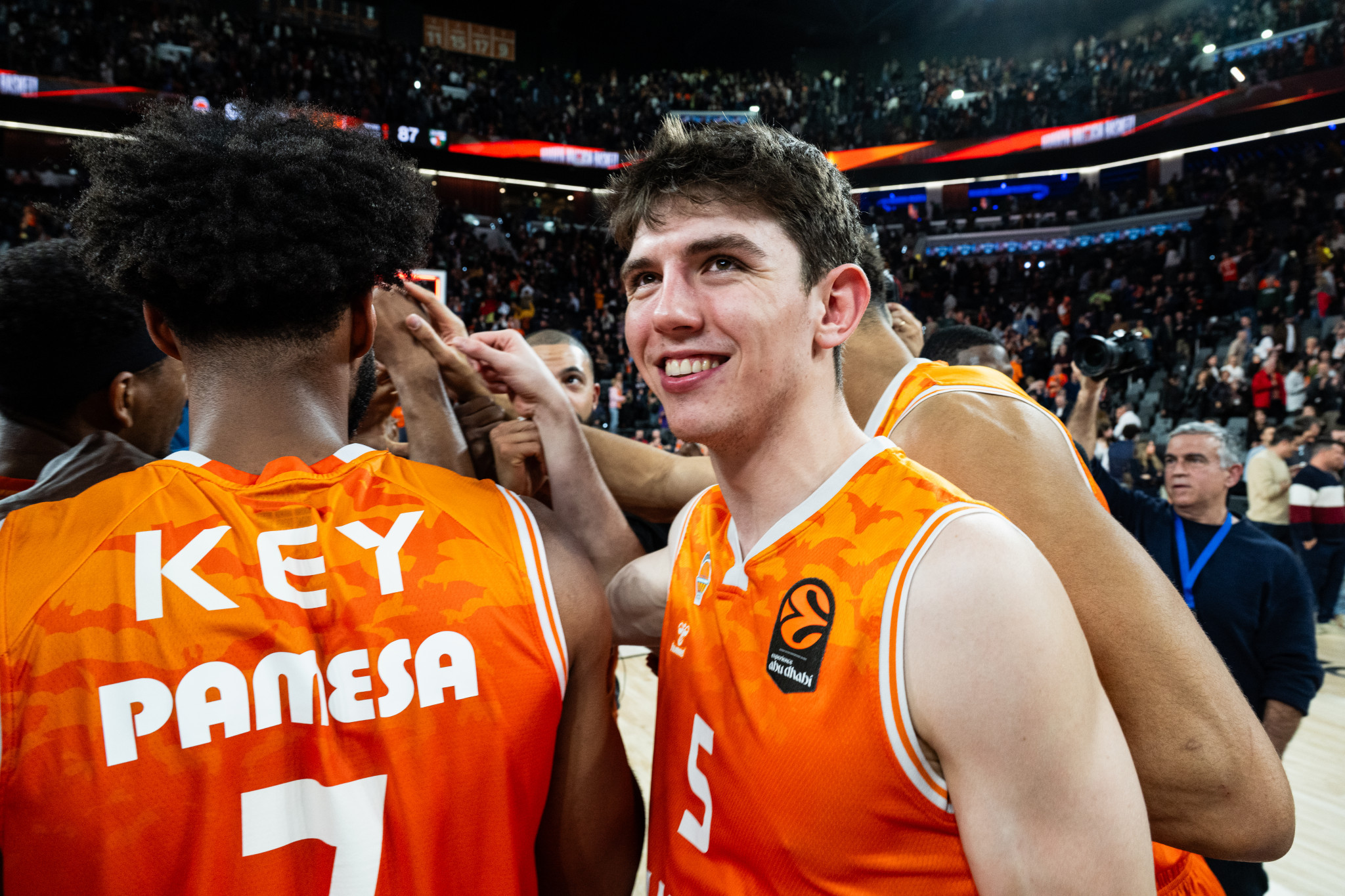 Ποιος είναι ο... αμούστακος Ντε Λαρέα που κλήθηκε να εκτελέσει τις πιο κρίσιμες βολές της ζωής του