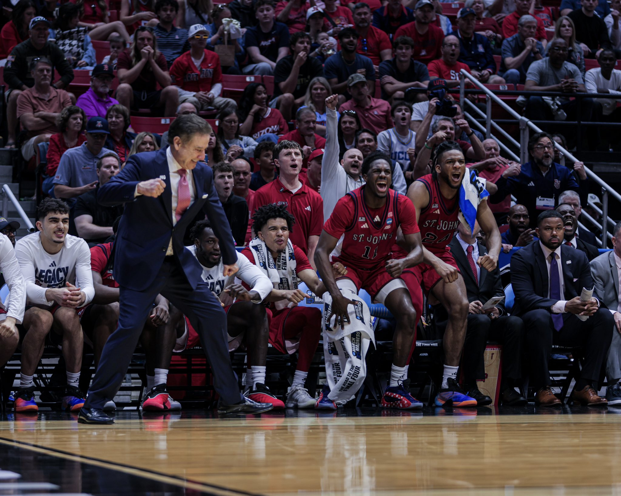 To St. John's των Πιτίνο-Λιοτόπουλου «σόκαρε» το Κάνσας και προκρίθηκε στο Sweet 16 του NCAA