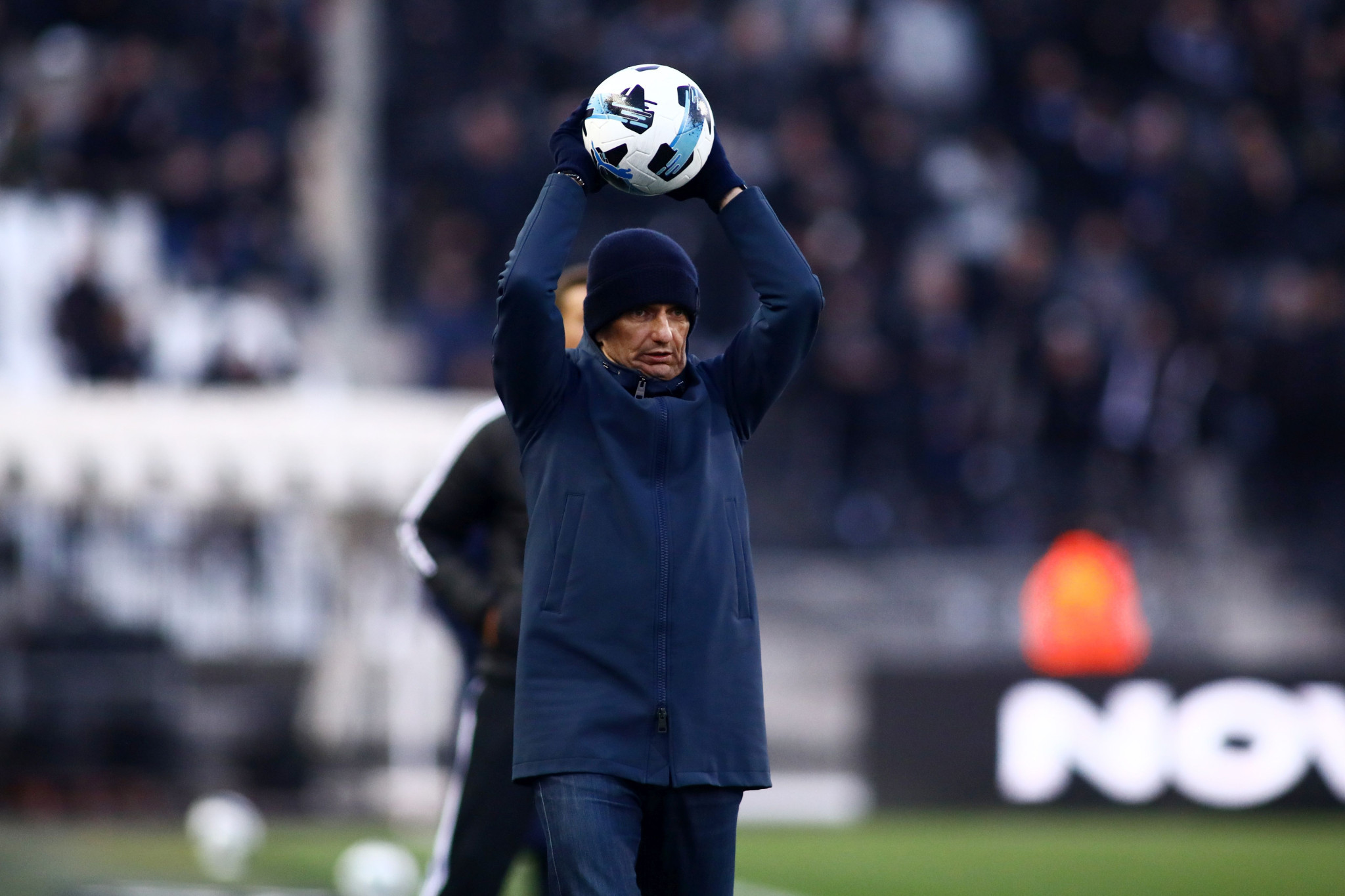 Λουτσέσκου: «Δεν είναι εύκολο να κρατήσεις την ίδια απόδοση σε όλη τη σεζόν»