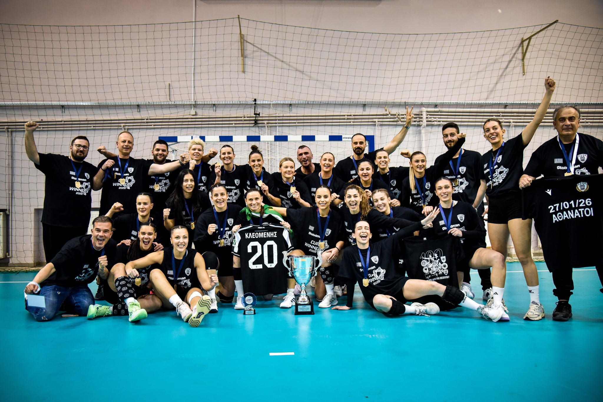 Ο ΠΑΟΚ πήρε το πρώτο του τρόπαιο στα 100 χρόνια ζωής - Η «χρυσή» βίβλος στο χάντμπολ