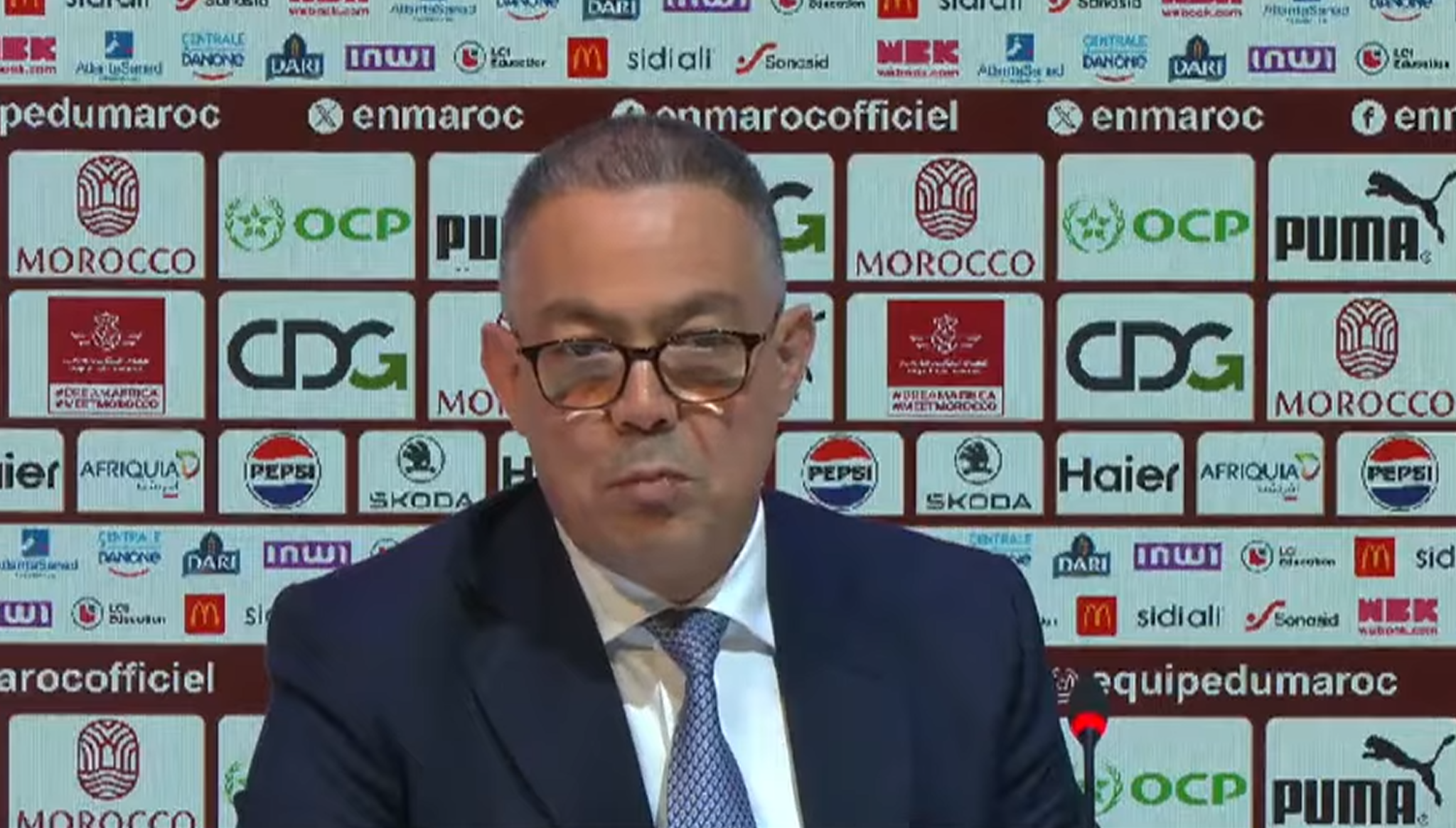 Ποιος κρύβεται από πίσω; Ο ισχυρός άνδρας που κίνησε τα νήματα και έδωσε το Κύπελλο Εθνών Αφρικής στο Μαρόκο