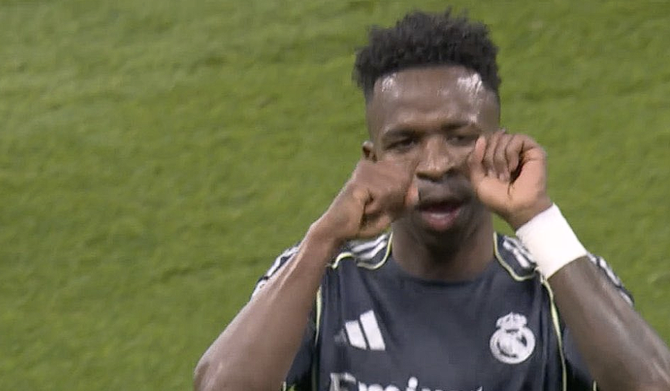 Ο Βινίσιους αποκάλυψε τον λόγο που πανηγύρισε προκλητικά μπροστά στους φίλους της Σίτι (video)