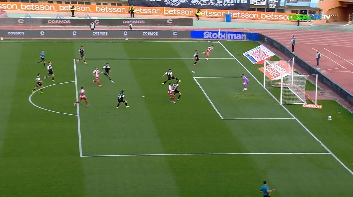 Δοκάρι ο Ολυμπιακός, γλίτωσε το αυτογκόλ ο Λαμπρόπουλος (video)