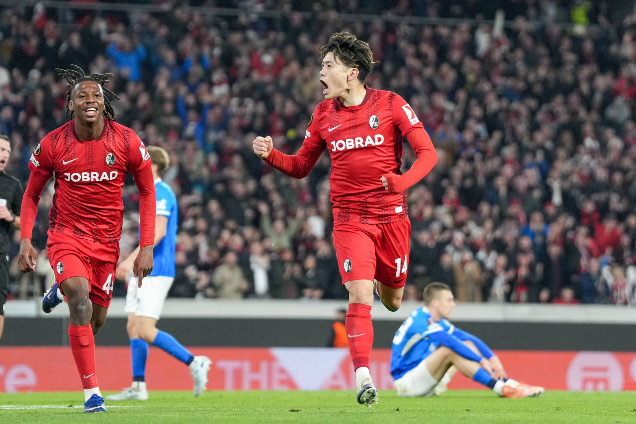 Πεντάρα η Φράιμπουργκ στη Γκενκ - Πέρασε από την έδρα της Λιόν η Θέλτα