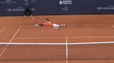 Τενίστας την... είδε Ντοναρούμα και έκανε απίθανη απόκρουση (video)