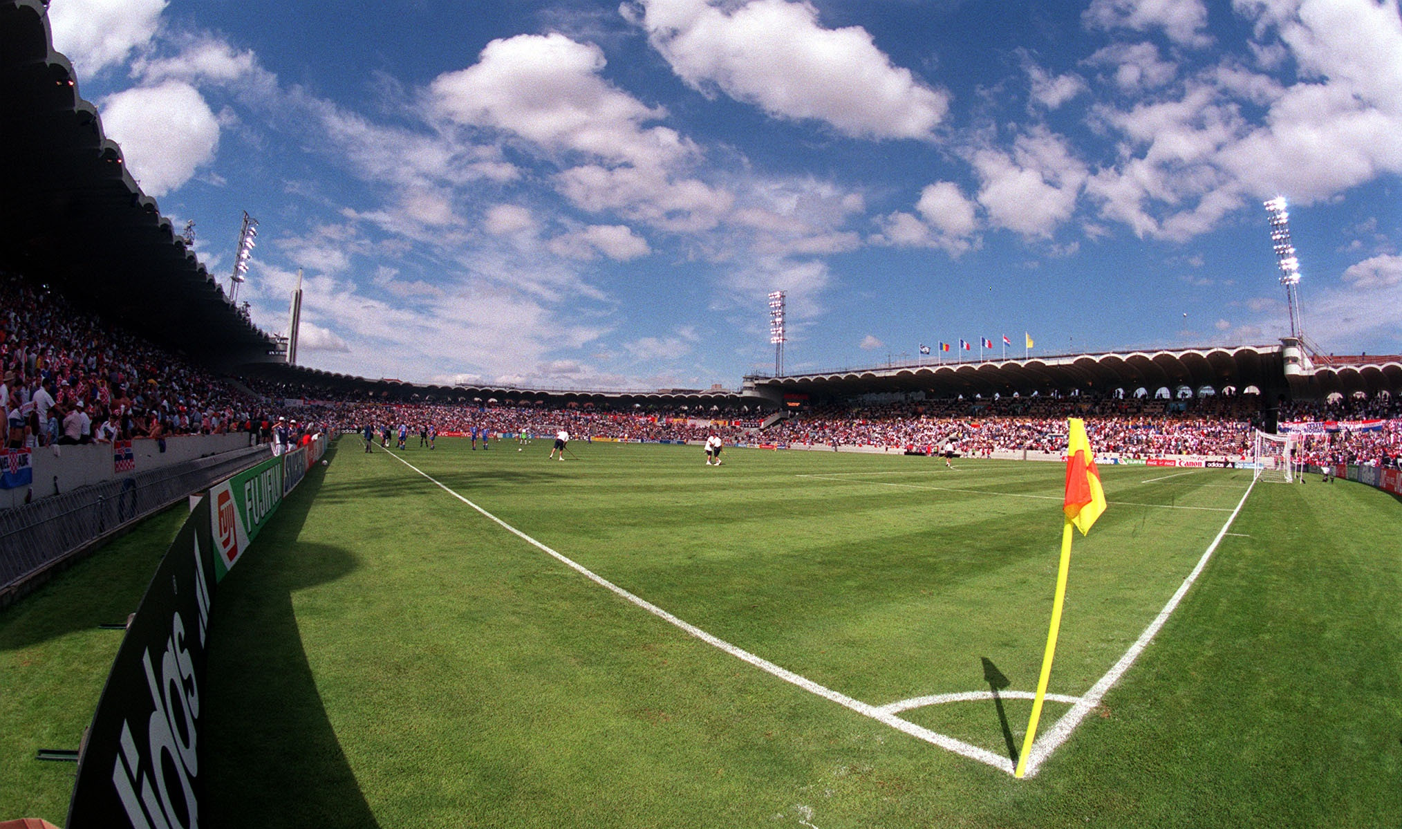 Νέα σοβαρά προβλήματα για την Μπορντό - «Μπλόκο» μεταγραφών και προσφυγή στο CAS
