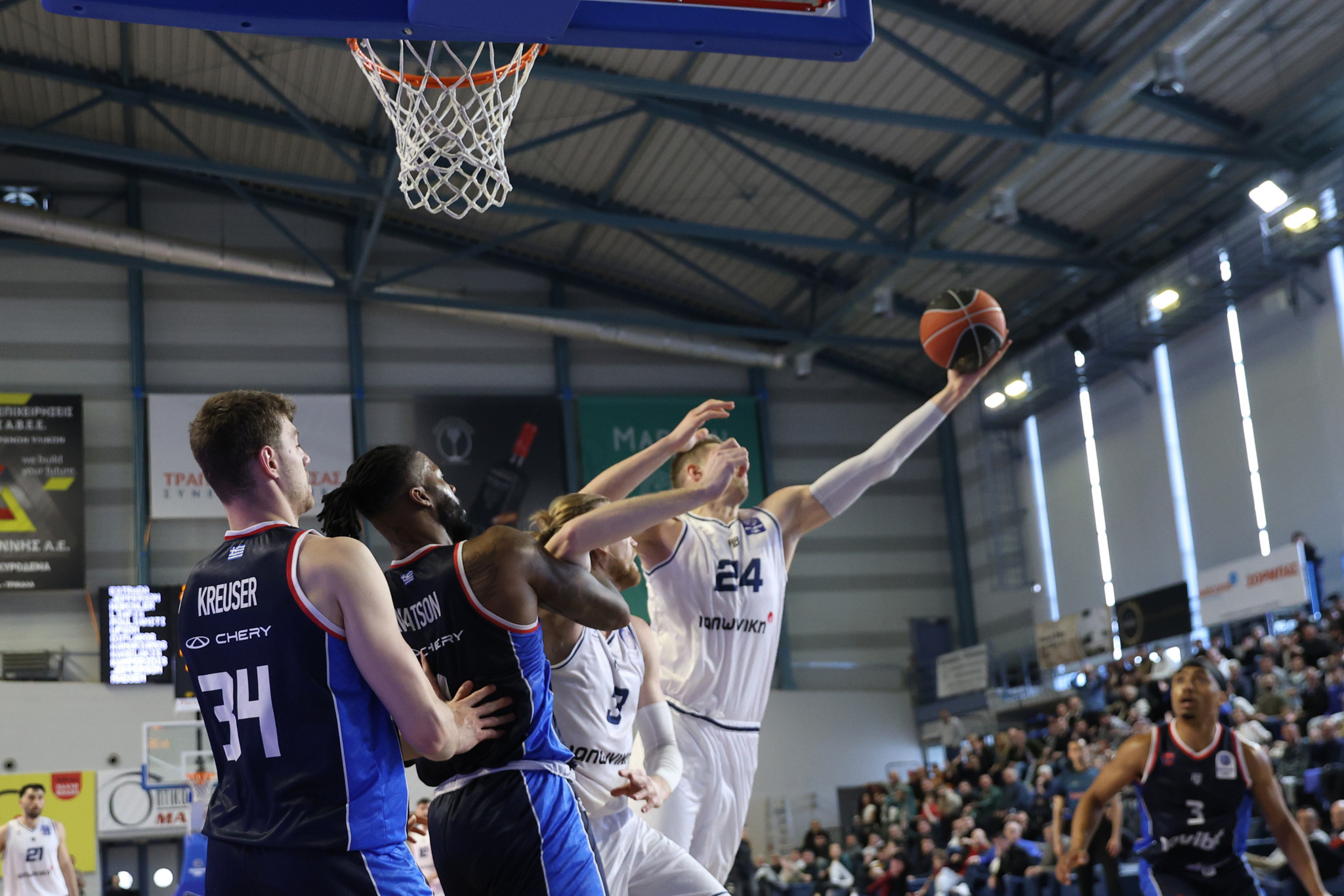 Η Καρδίτσα μετέτρεψε σε «περίπατο» το ντέρμπι παραμονής, κέρδισε τον Πανιώνιο και τον... βύθισε