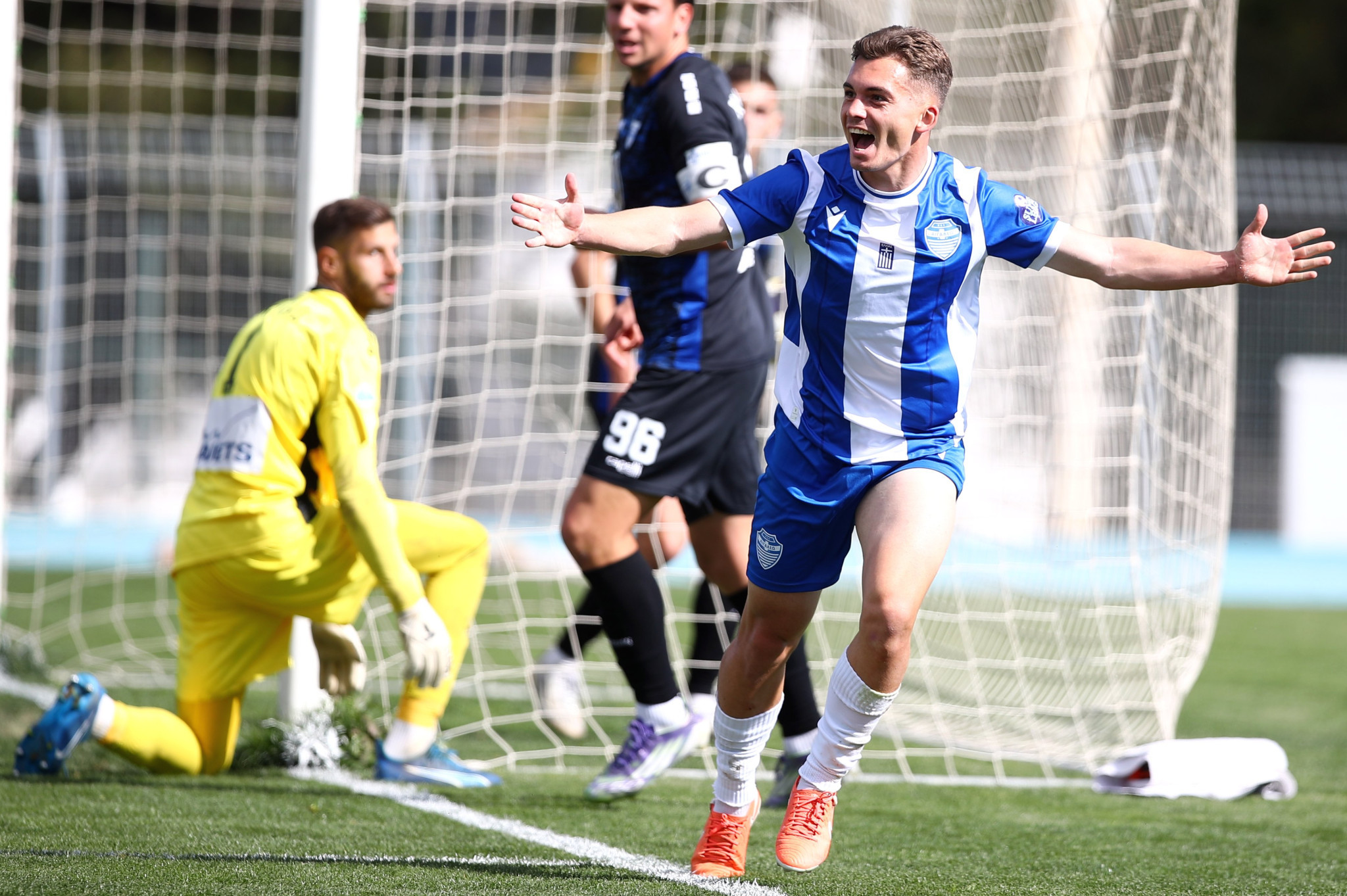 Ο Σαποβάλοφ «καθάρισε» για το Αιγάλεω κόντρα στην Ελλάς Σύρου και ελπίζει σε παραμονή