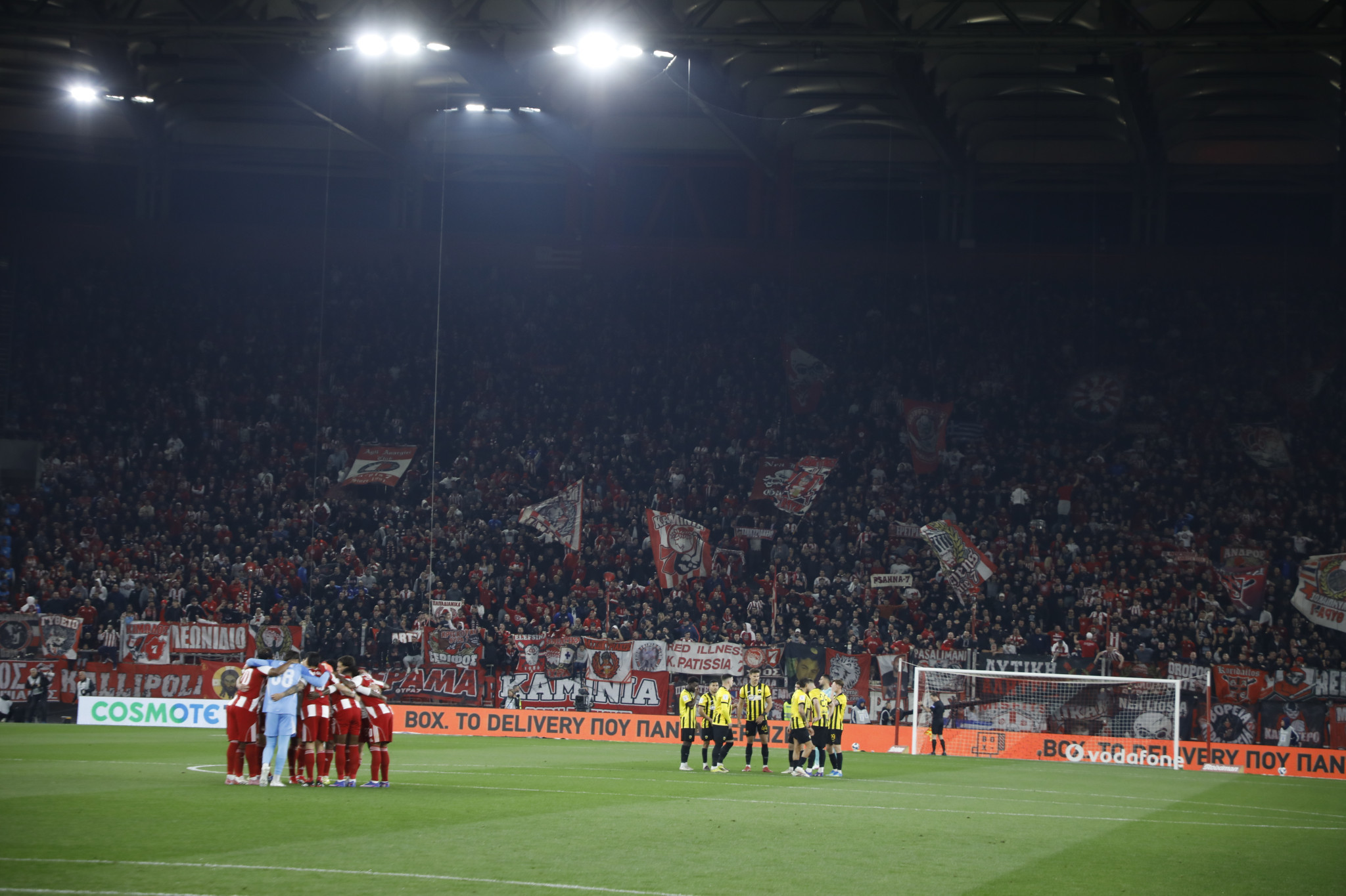 Αποδοκιμασίες στο Καραϊσκάκη στο ημίχρονο του Ολυμπιακός-ΑΕΚ