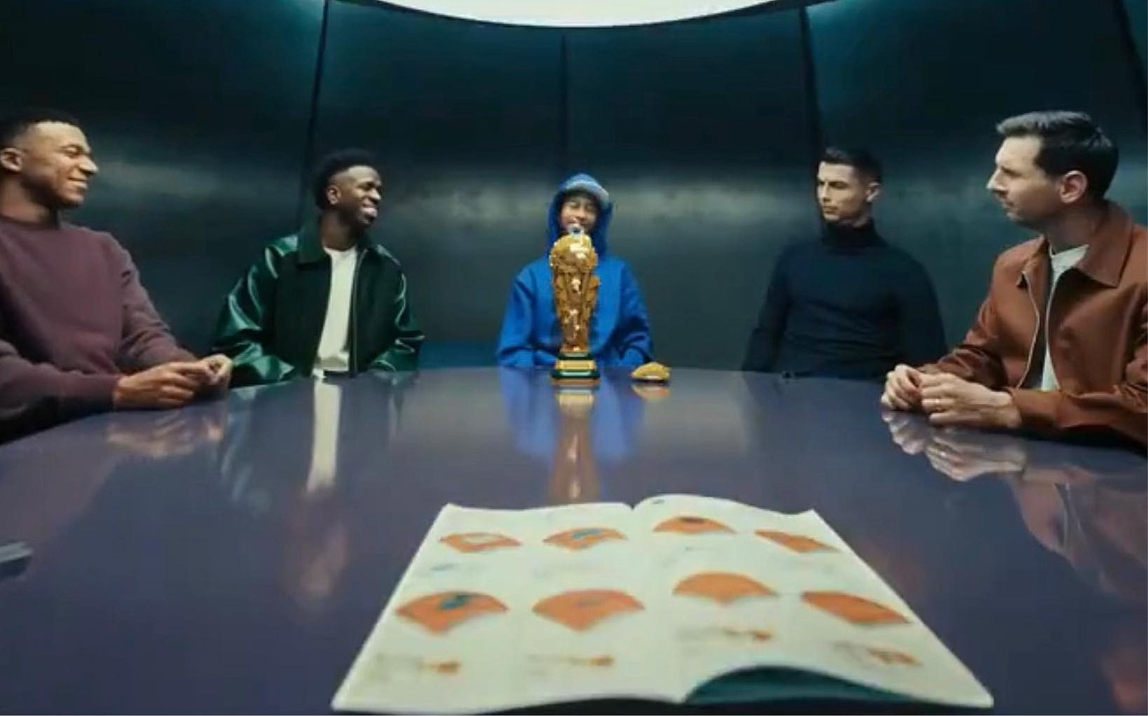 Ο Μέσι πόσταρε Κριστιάνο και έριξε το ίντερνετ (video)