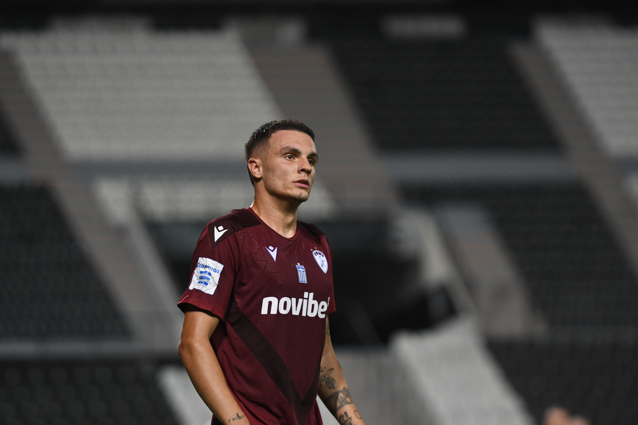 «Πλήγμα» στην ΑΕΛ Novibet: Εκτός για τρεις εβδομάδες ο Ατανάσοφ