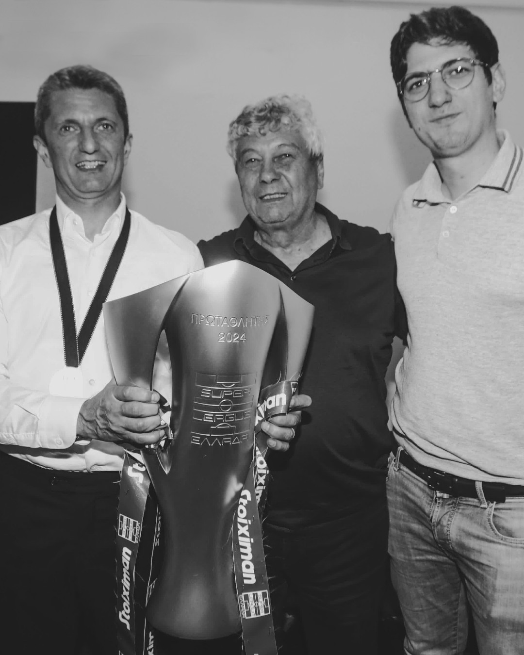 ΠΑΕ ΠΑΟΚ: «Σε αυτές τις δύσκολες στιγμές, στεκόμαστε στο πλευρό του Ραζβάν Λουτσέσκου»