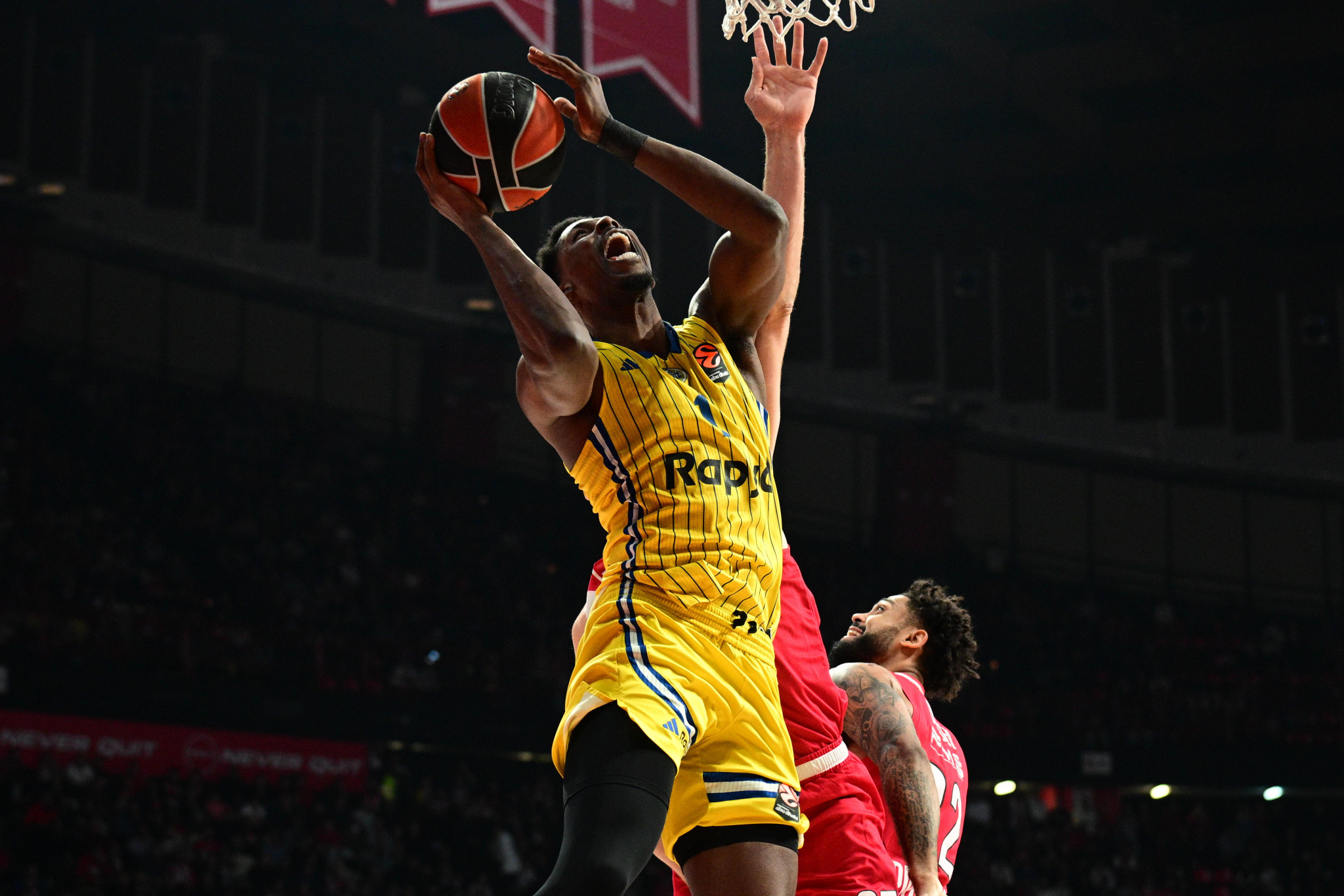 Στο στόχαστρο της Μιλάνο ο Χόαρντ μετά το «ναυάγιο» με Μέλι