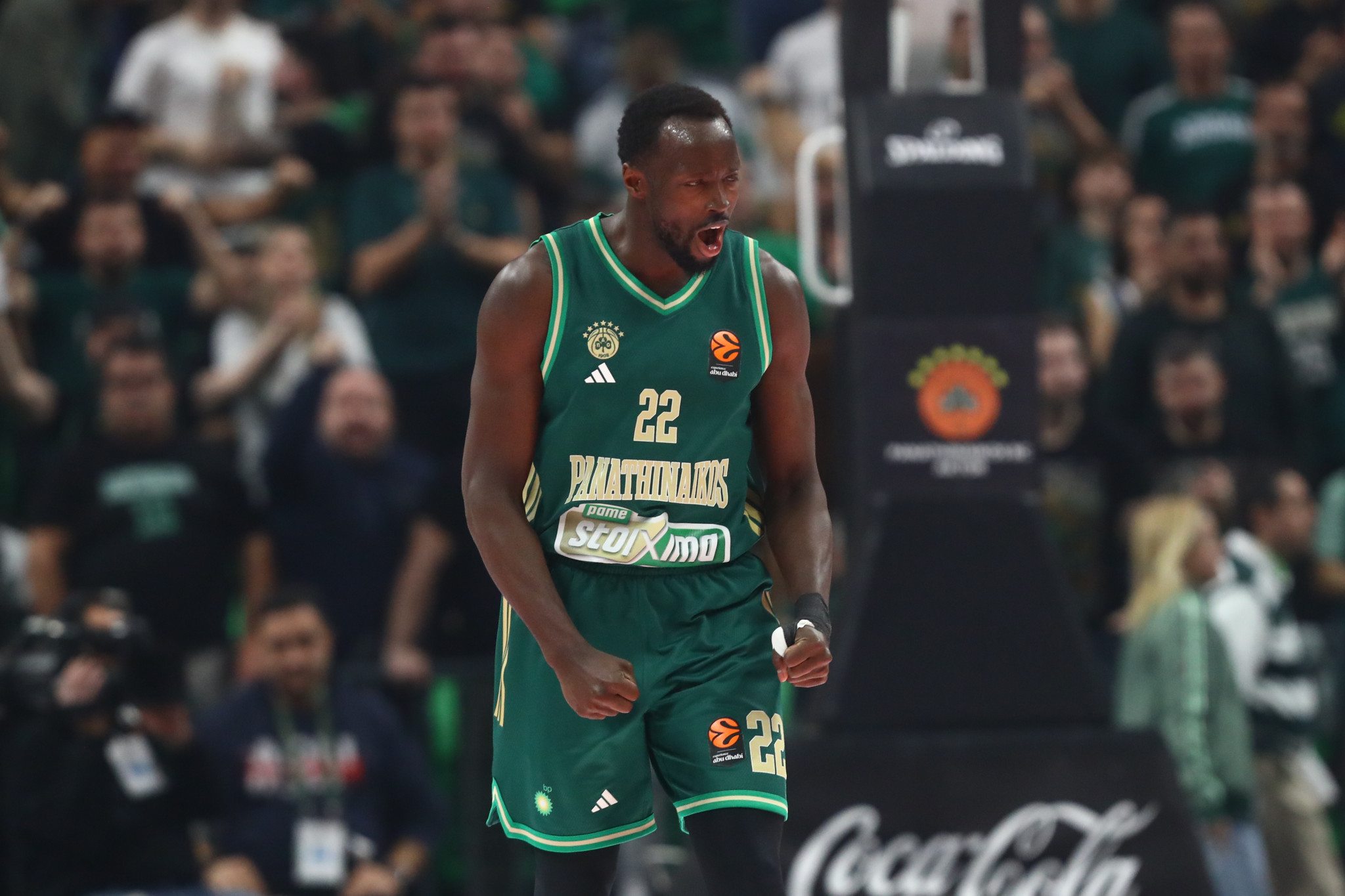 «Σφίγγει τα δόντια» και παίζει με Μπαρτσελόνα ο Γκραντ