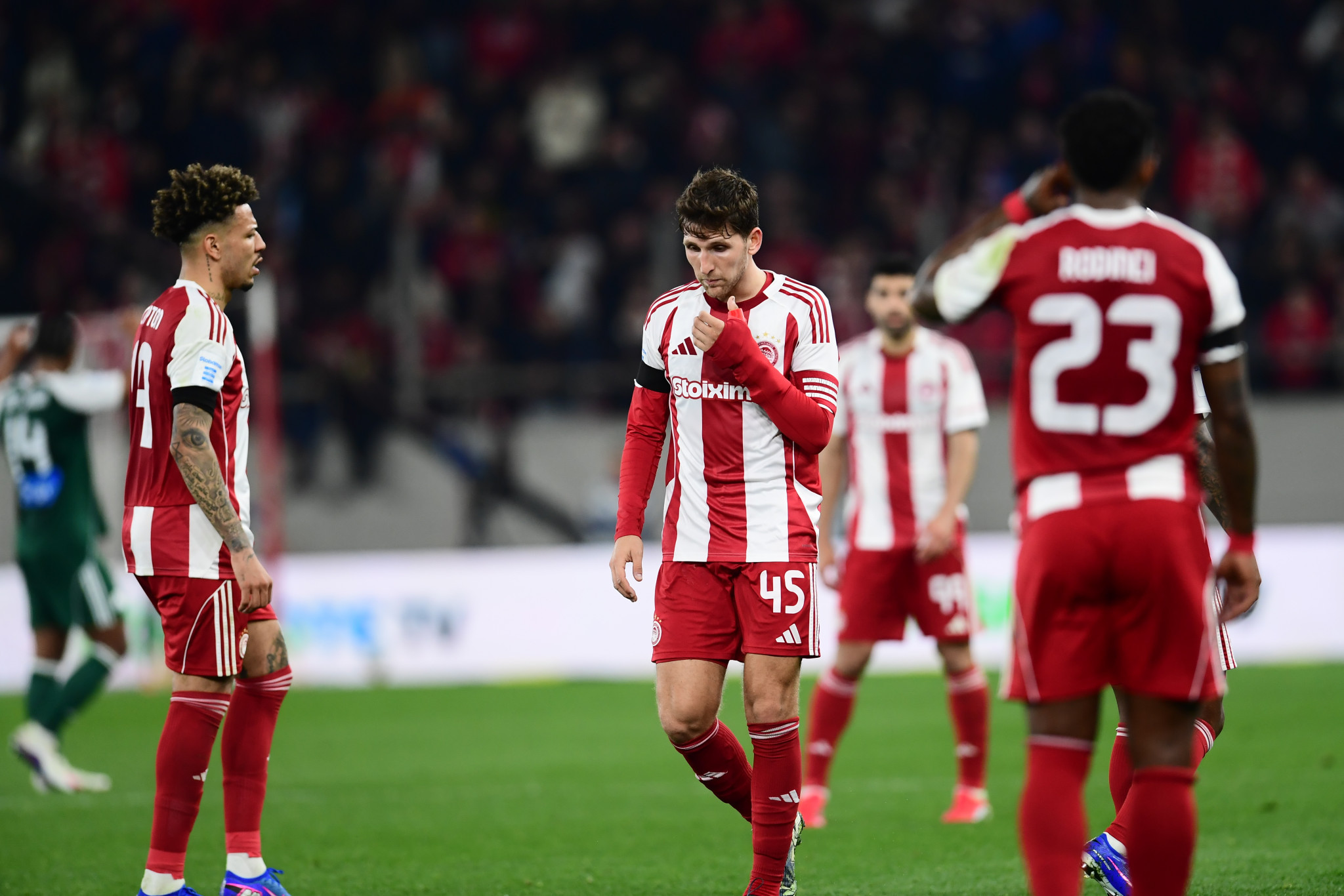 Η... επαναλαμβανόμενη σύμπτωση στα εντός έδρας ντέρμπι του Ολυμπιακού