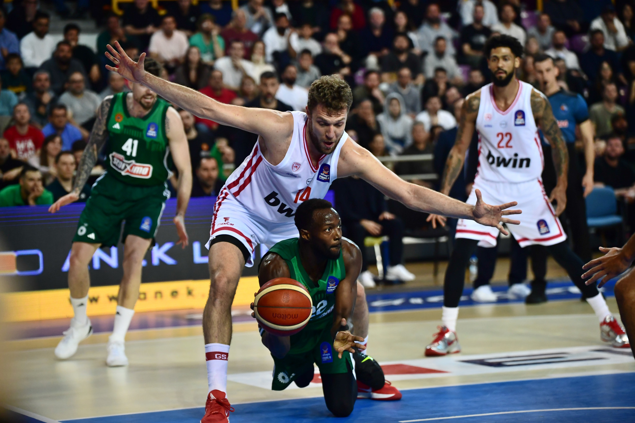 Η βαθμολογία της EuroLeague μετά το φινάλε της 37ης αγωνιστικής: Η θέση Ολυμπιακού και Παναθηναϊκού