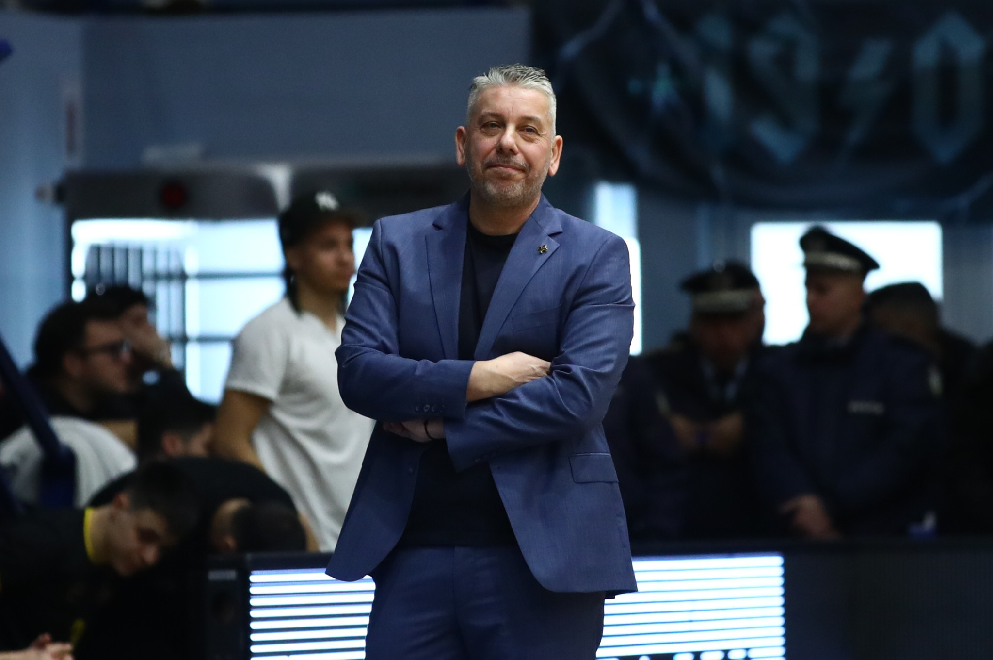 Καυστικός Παπαθεοδώρου: «Να μη δημιουργήσουμε νέο πανελλήνιο ρεκόρ στις βολές...»