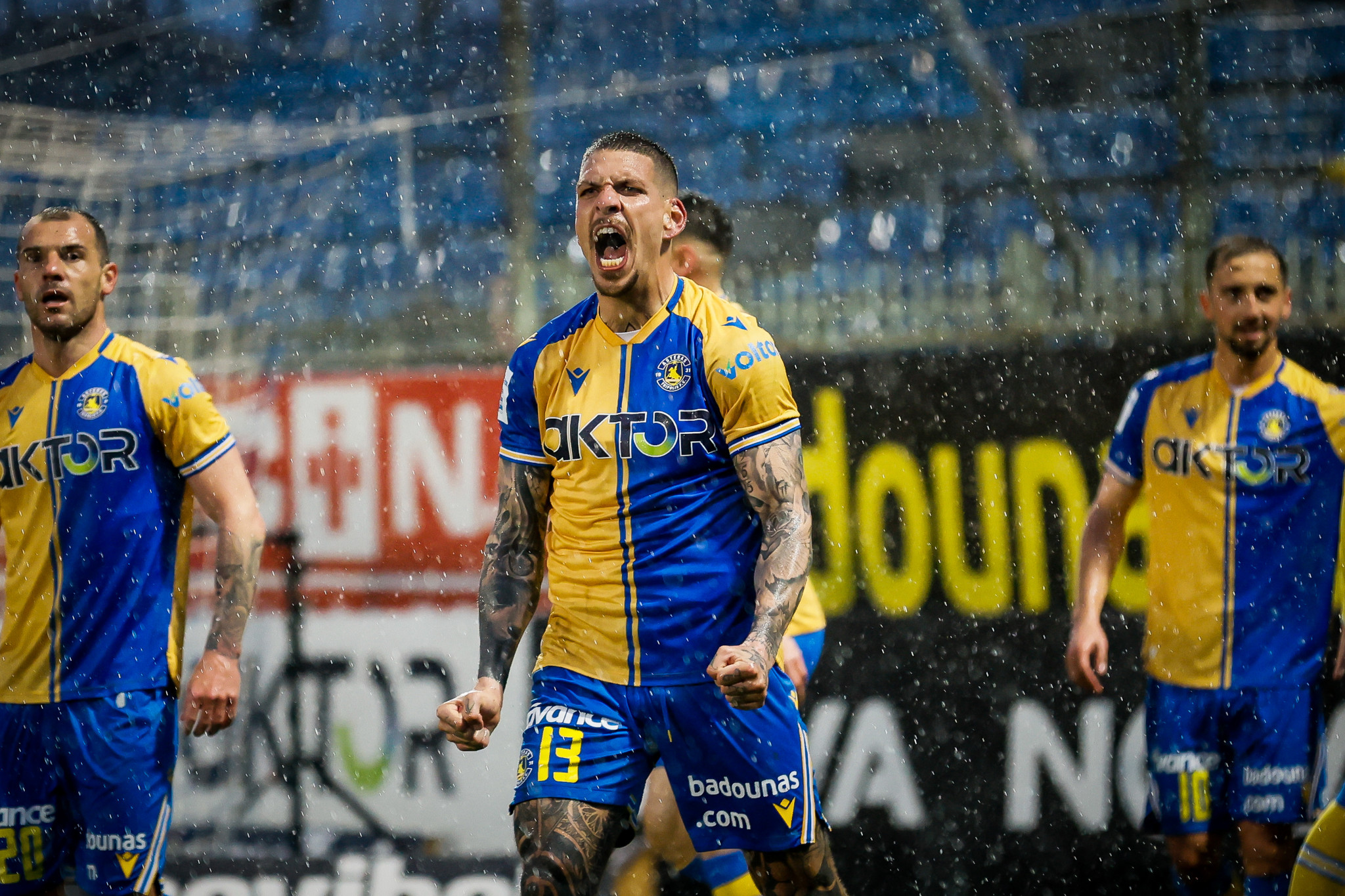 Ζωντανός ο Αστέρας AKTOR, νίκησε την ΑΕΛ Novibet και έβαλε... φωτιά στην υπόθεση παραμονή