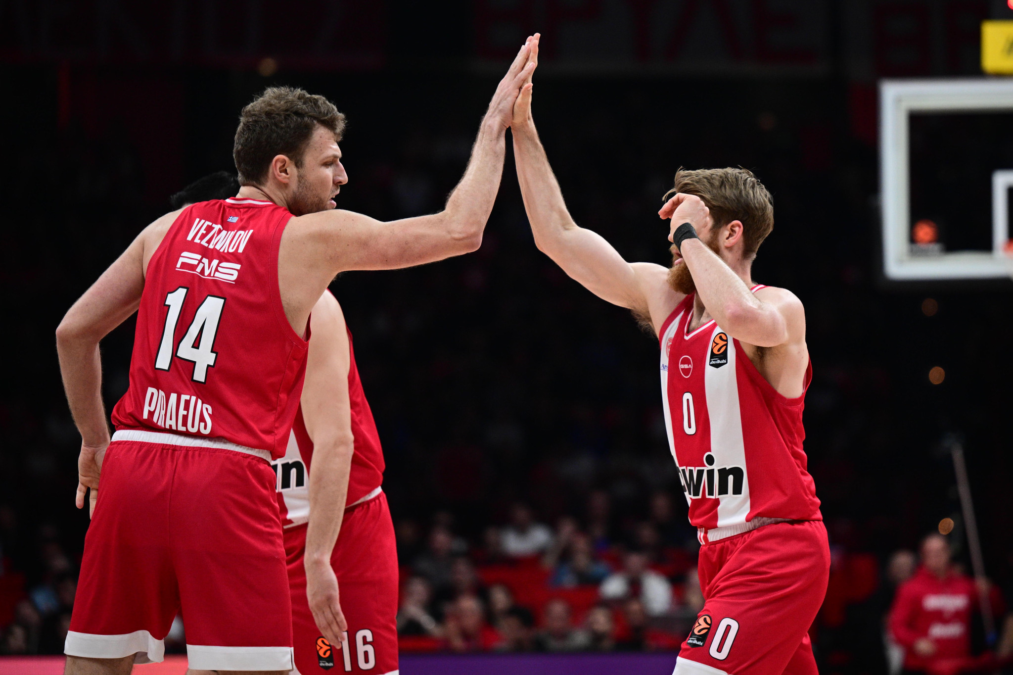 Καταιγιστικός Ολυμπιακός κόντρα στη Ρεάλ με επιμέρους σκορ 12-2 σε δυο λεπτά (video)