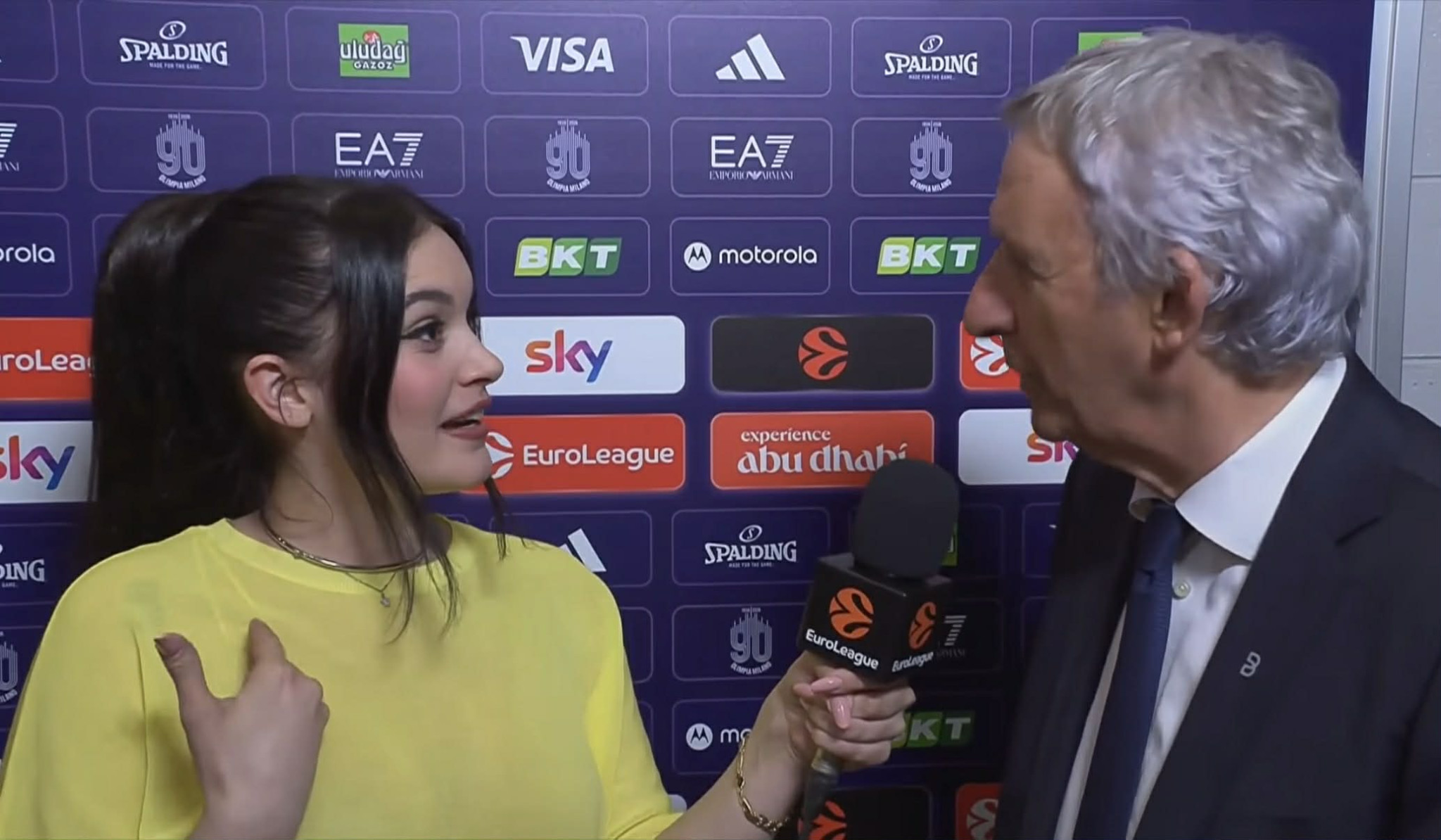 Απίθανο ερωτικό... πέσιμο του αγέραστου Πέσιτς σε Ιταλίδα δημοσιογράφο