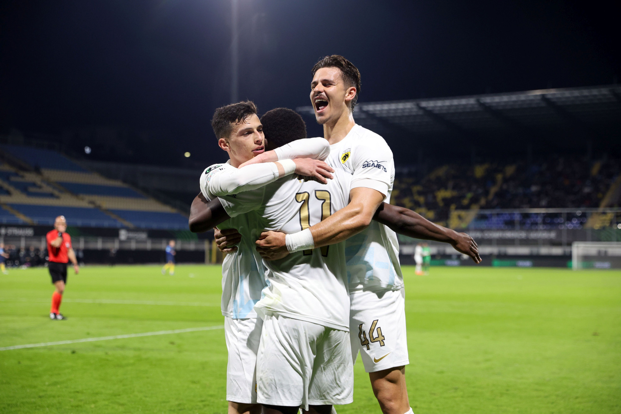 Ράγιο Βαγιεκάνο - ΑΕΚ: Η ώρα και τα κανάλια μετάδοσης του πρώτου προημιτελικού του Conference League