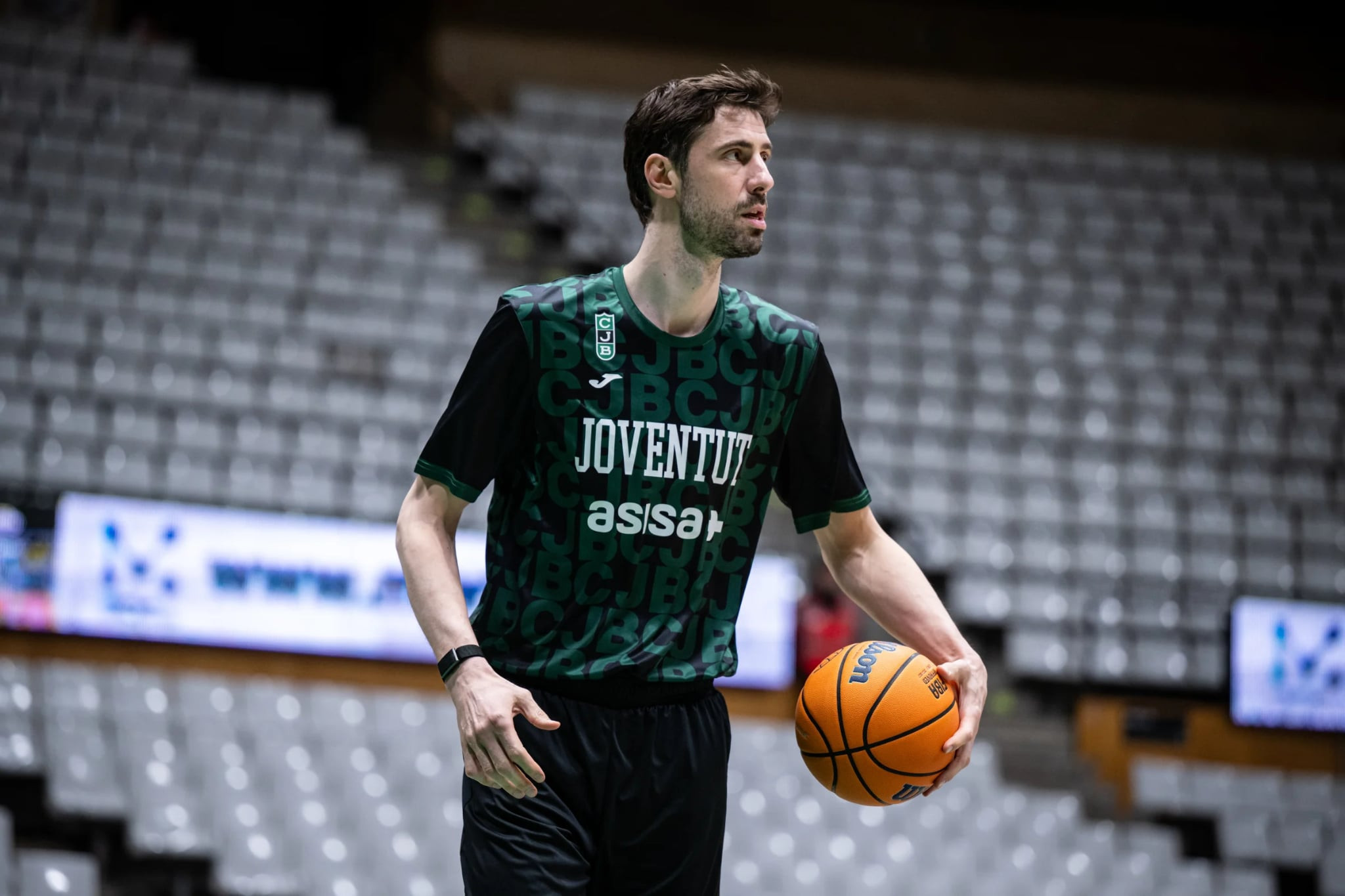 Μια μέρα νωρίτερα στην Αθήνα η Μπανταλόνα ενόψει ΑΕΚ - Τα δεδομένα για Μπιργκάντερ και Τόμιτς