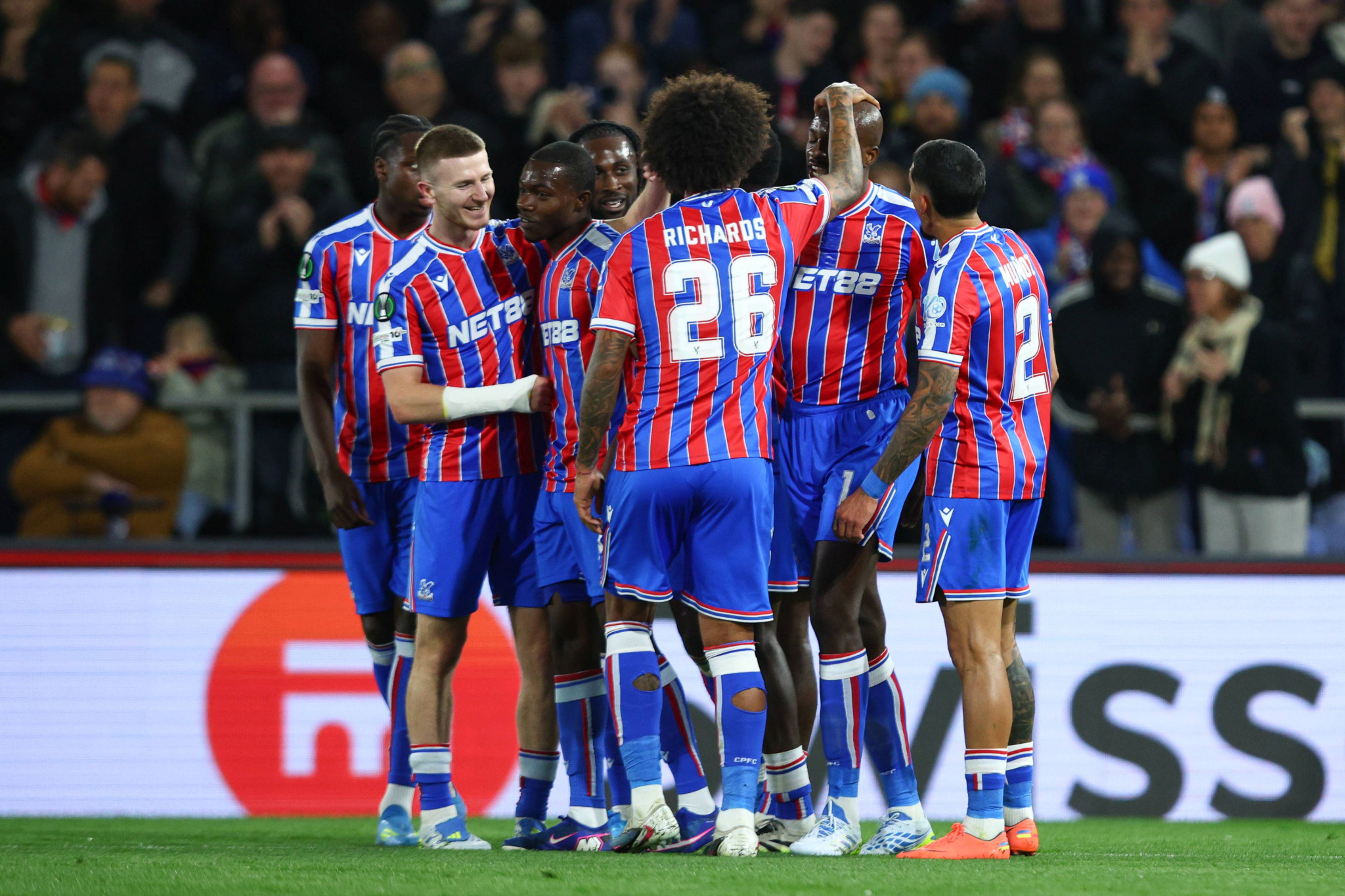 Η ξεκούραστη Κρίσταλ Πάλας έκανε άλμα πρόκρισης στα ημιτελικά του Conference League (video)