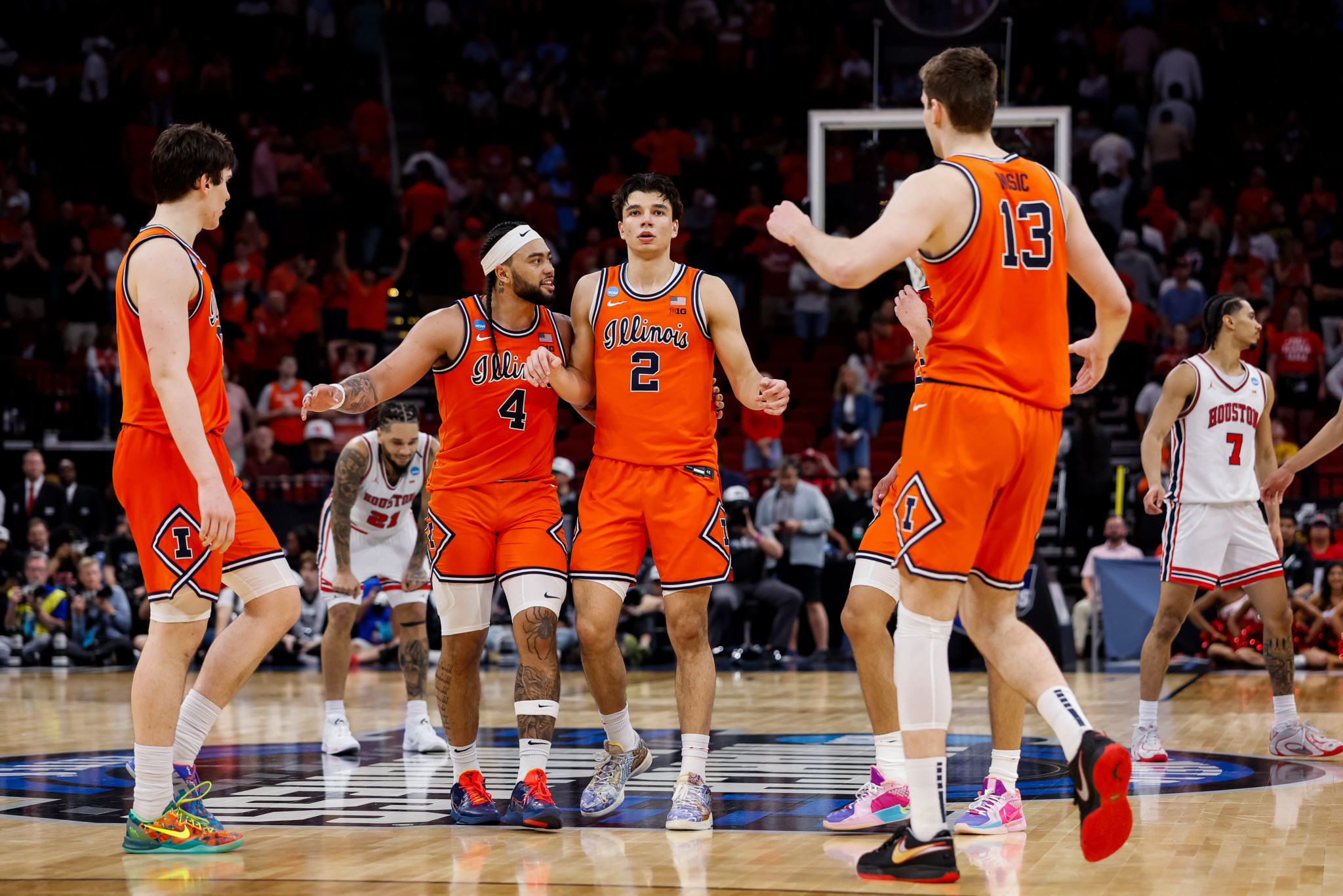 Ο Ραζνάτοβιτς πίσω από τους «Balkan Five» του Στογιάκοβιτς που κάνουν πάταγο στο NCAA