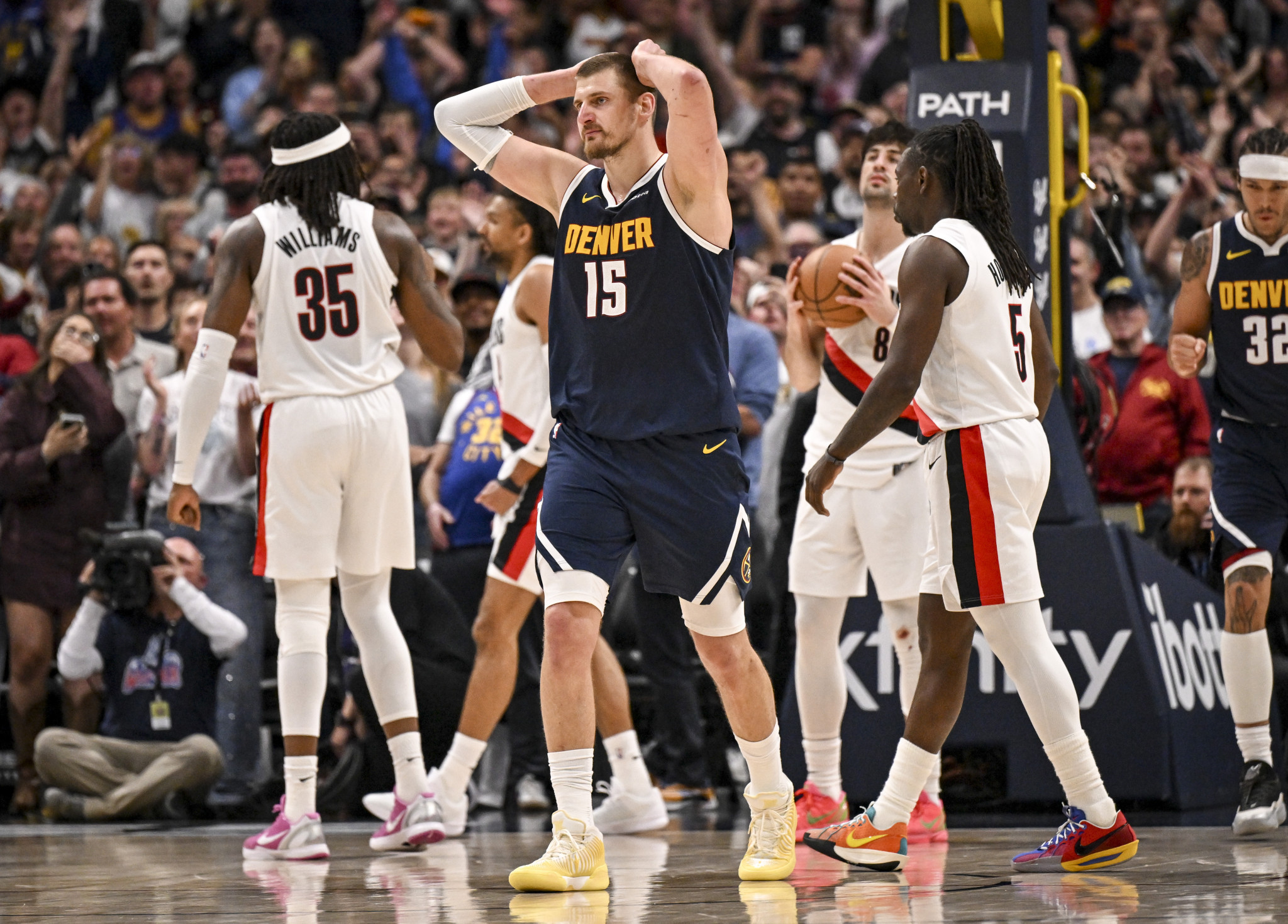 Αμφίβολος ο Γιόκιτς - Κίνδυνος να μείνει εκτός βραβείων