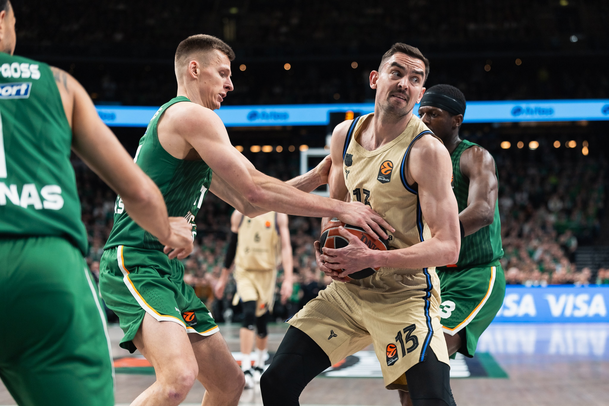 Ζαλγκίρις έτοιμη για πλέι οφ, «πάτησε» τη Μπαρτσελόνα