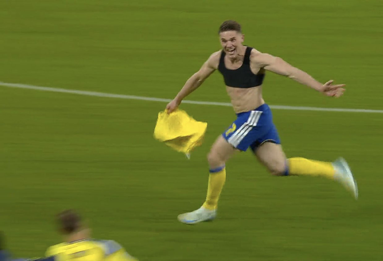 «Η μαγεία του ποδοσφαίρου»: Η τρομερή φάση του γκολ της Σουηδίας που την έστειλε Μουντιάλ (video)