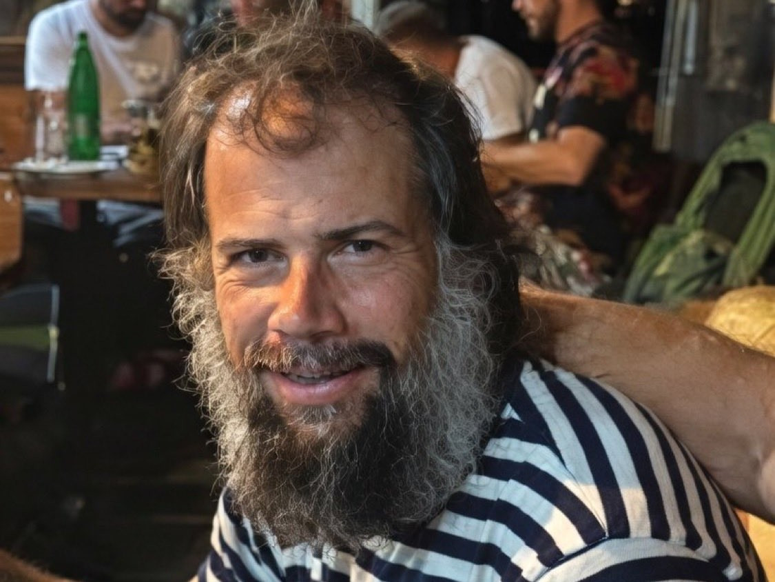 Όλοι τον είδαν, κανείς δεν τον αναγνώρισε: Ο πρωταθλητής της Premier League που πέρασε απαρατήρητος