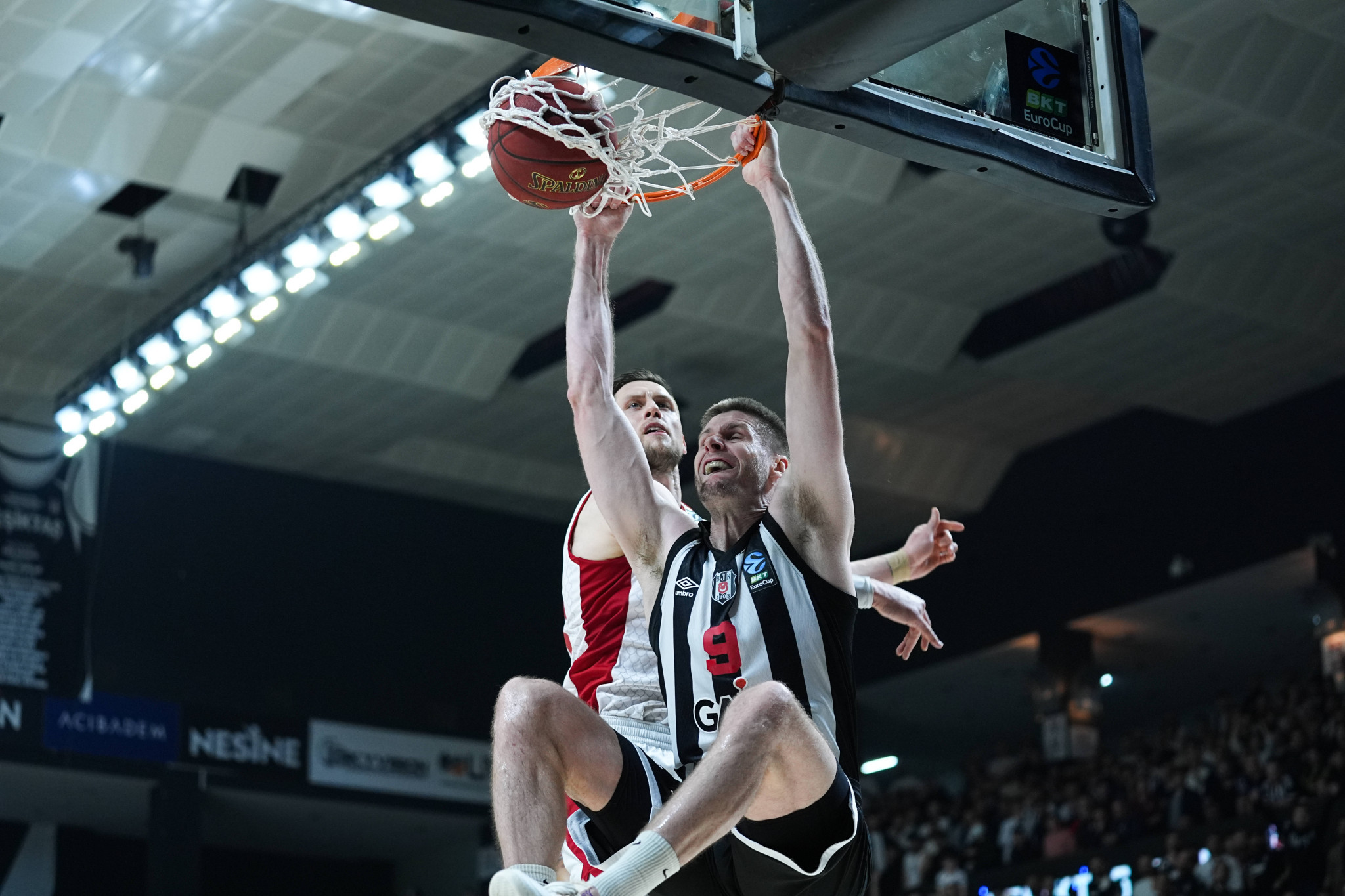 EuroCup: Μπεσίκτας έτοιμη για κούπα - Τεράστια νίκη της Μπουργκ στην Τουρκ Τέλεκομ και τώρα... Game 3