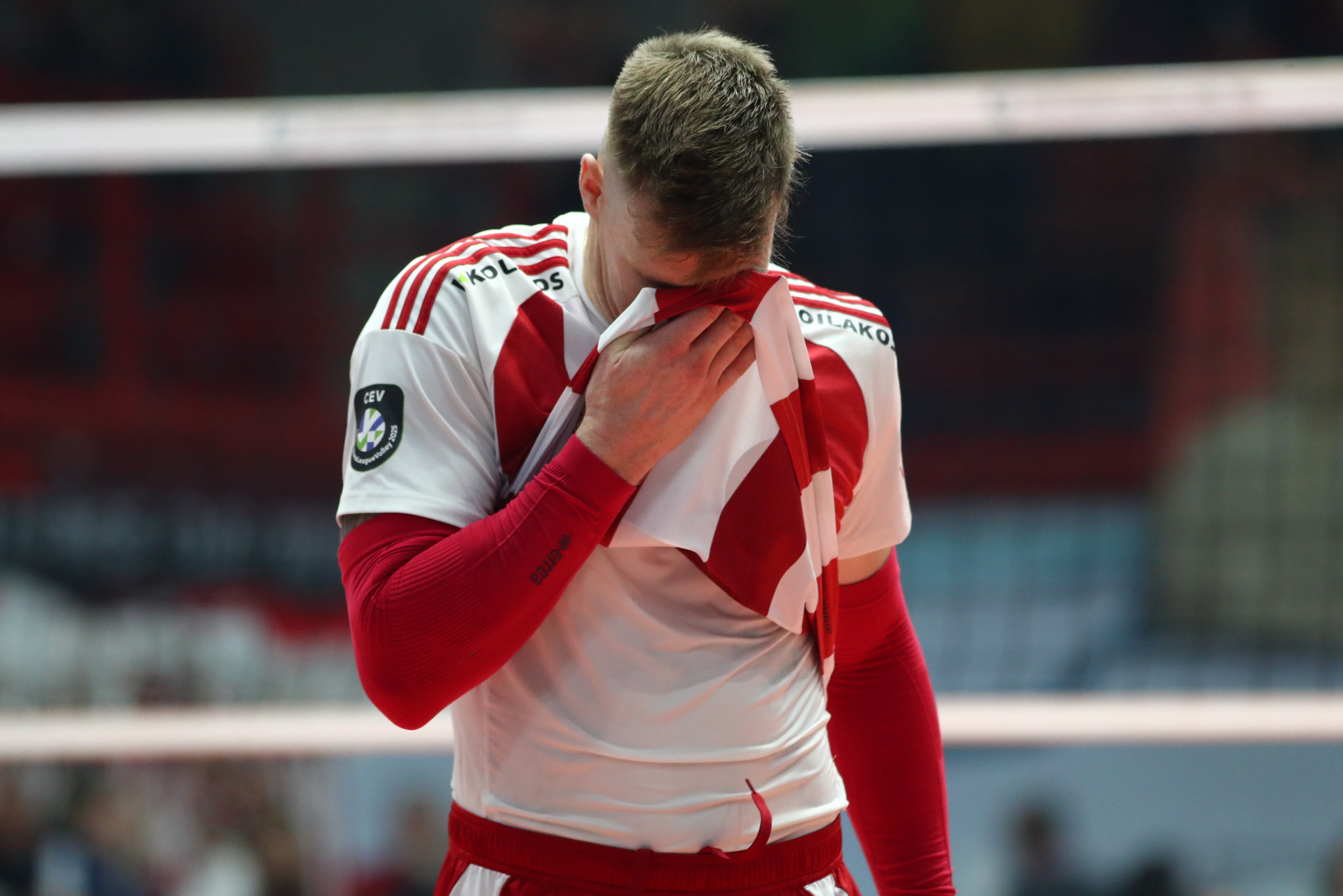 Η κατακόρυφη πτώση κι οι αποκλεισμοί του Ολυμπιακού