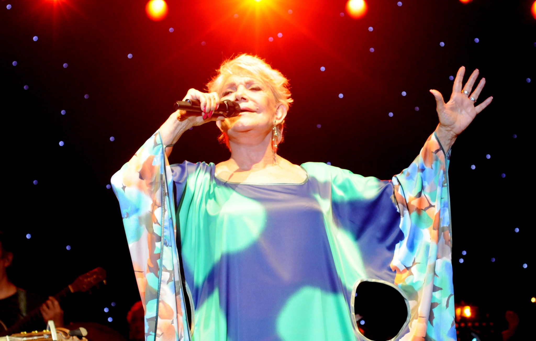 Απ' τον Γκάλη, τον Γιαννάκη και τ' άλλα παιδιά «τα λόγια είναι περιττά» - Οι θρύλοι του μπάσκετ αποχαιρέτησαν την Μαρινέλλα