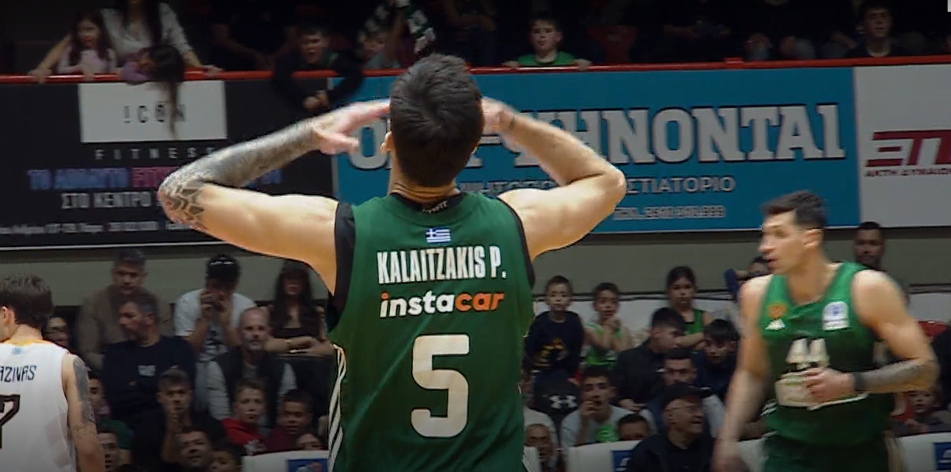 Απίθανη φάση: O Καλαϊτζάκης πέτυχε ένα τρίποντο με τη βοήθεια των...  ουρανών και τους ευχαρίστησε (video)