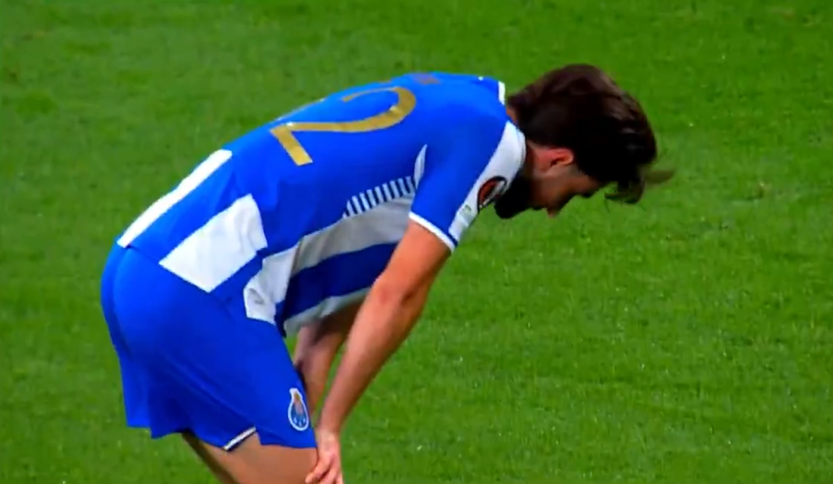 «Αυτογκόλ για όσκαρ»: Η Νότιγχαμ Φόρεστ ισοφάρισε την Πόρτο με απίθανο τρόπο (video)