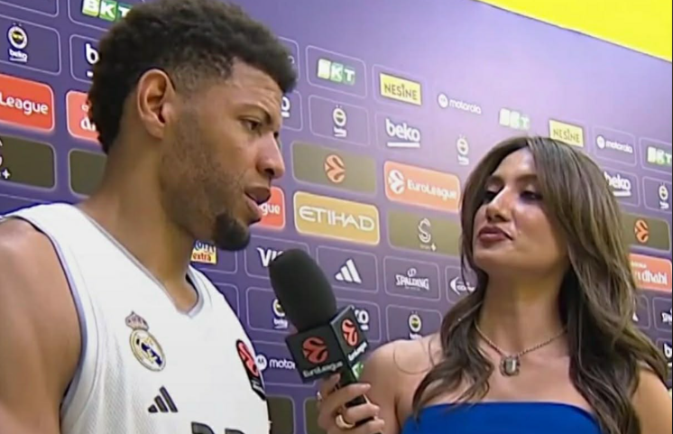 Δείτε τι έκανε η Ντενίζ για να φτάσει τον Ταβάρες των 221 εκατοστών ύψους