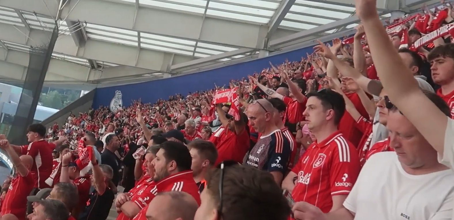 Οπαδός της Νότιγχαμ Φόρεστ έχασε τη ζωή του μετά το παιχνίδι με την Πόρτο