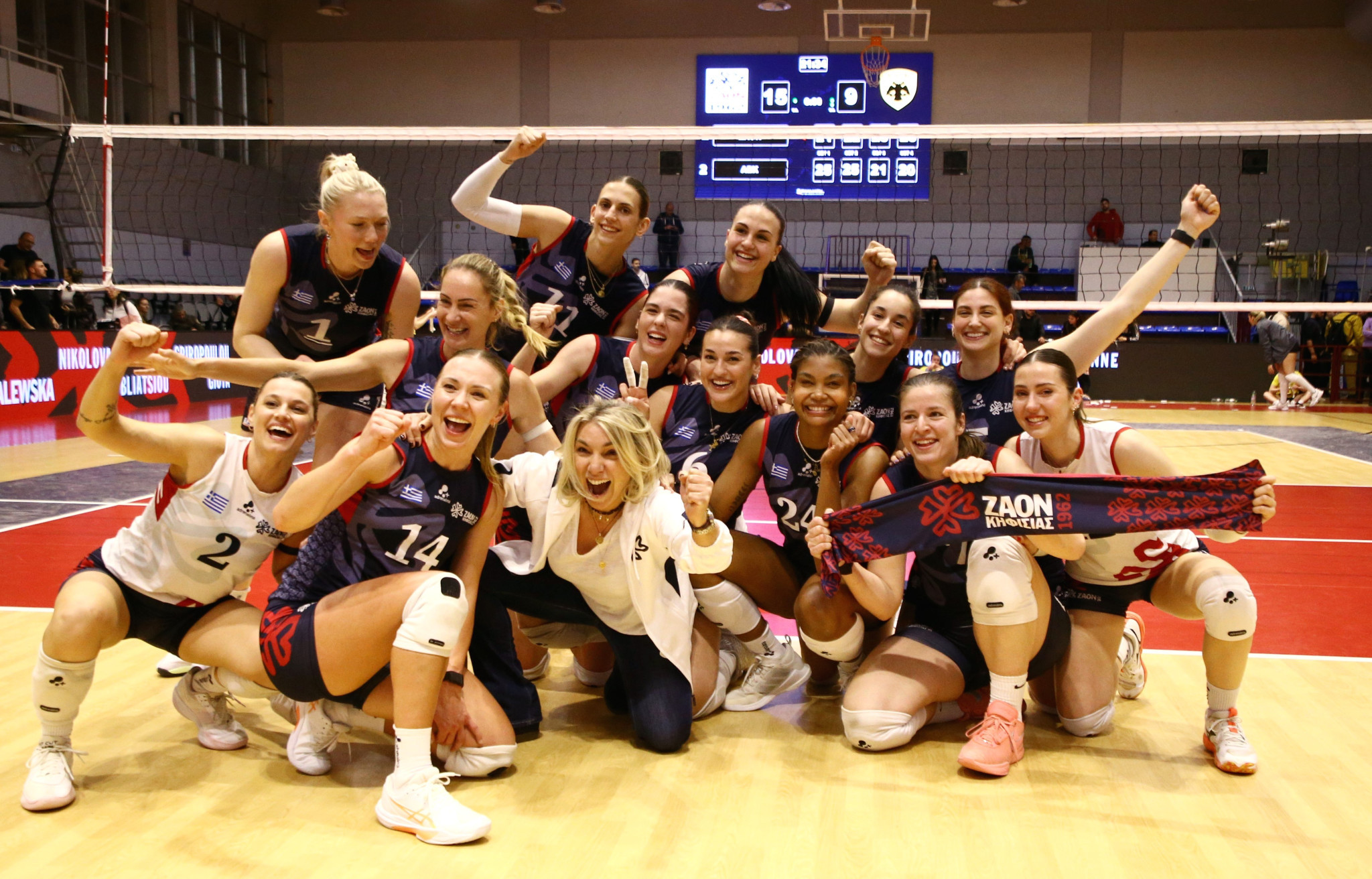 Ο ΖΑΟΝ πριν έναν χρόνο βρισκόταν στην Pre League και τώρα διεκδικεί τον τίτλο της Volley League Γυναικών