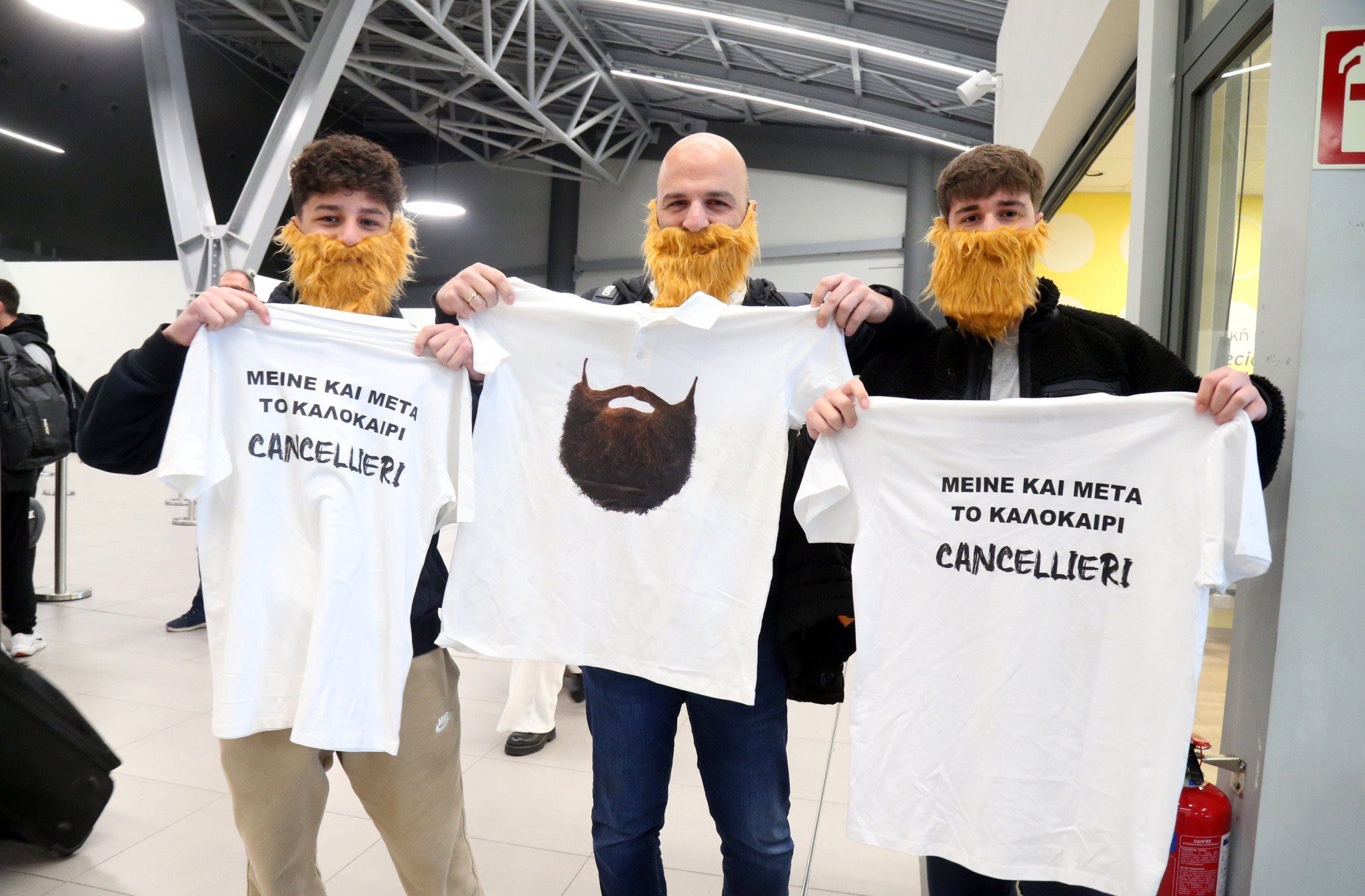 «Μείνε και μετά το καλοκαίρι Καντσελιέρι»