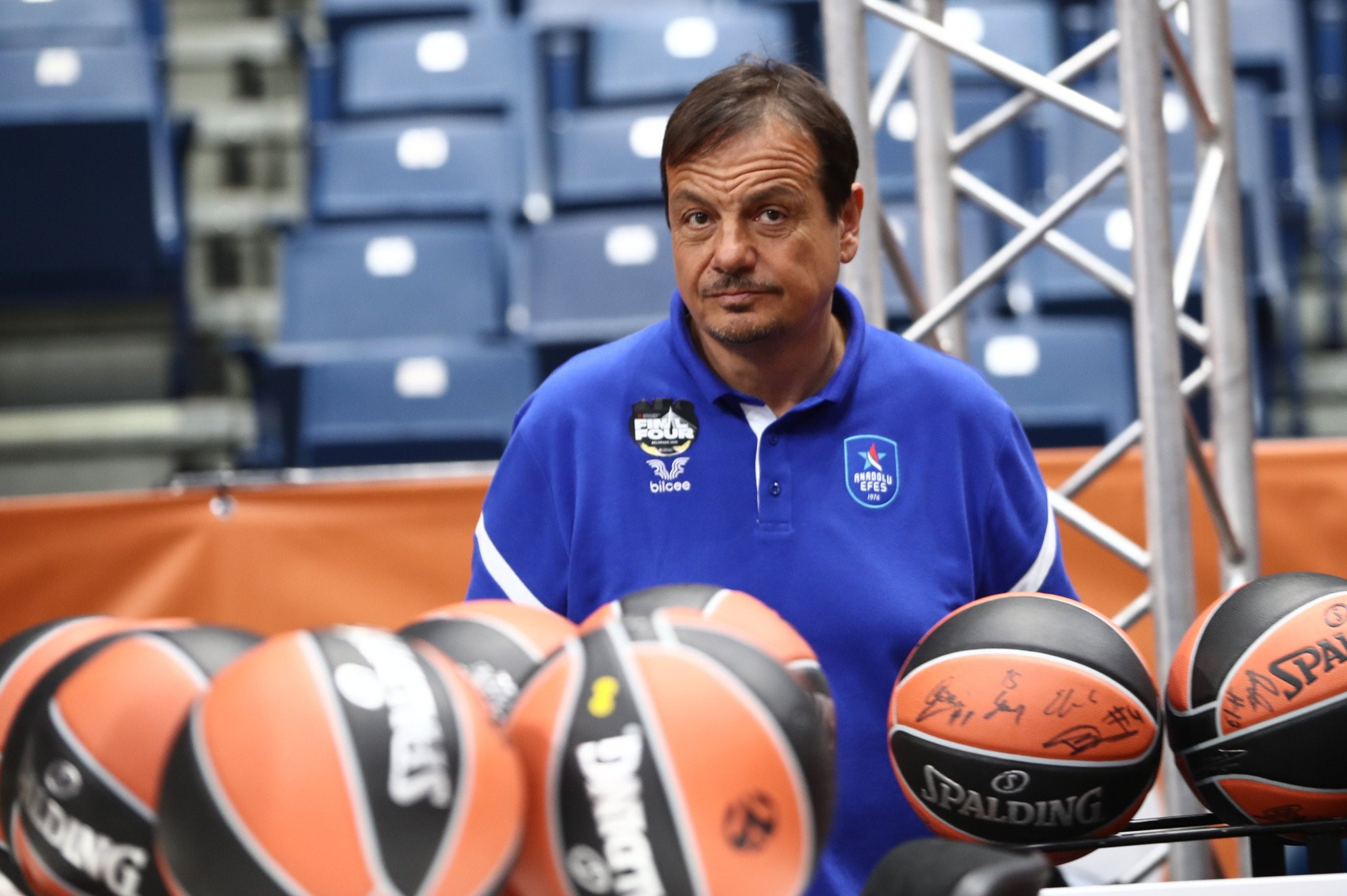 Αταμάν-Εφές: Δύο υψωμένες γροθιές και μία καρδιά στη... μέση