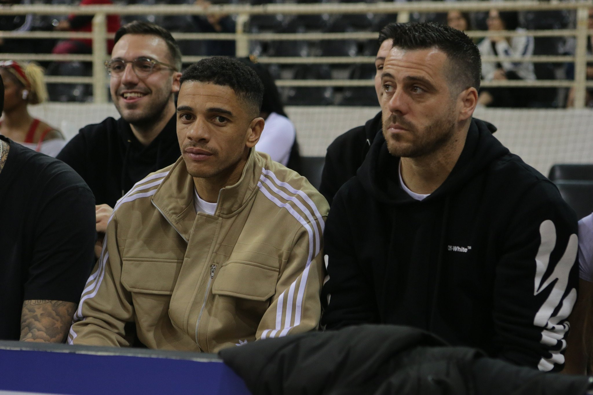 Ενωμένος για την κούπα - Όλη η ποδοσφαιρική ομάδα στο Παλατάκι!