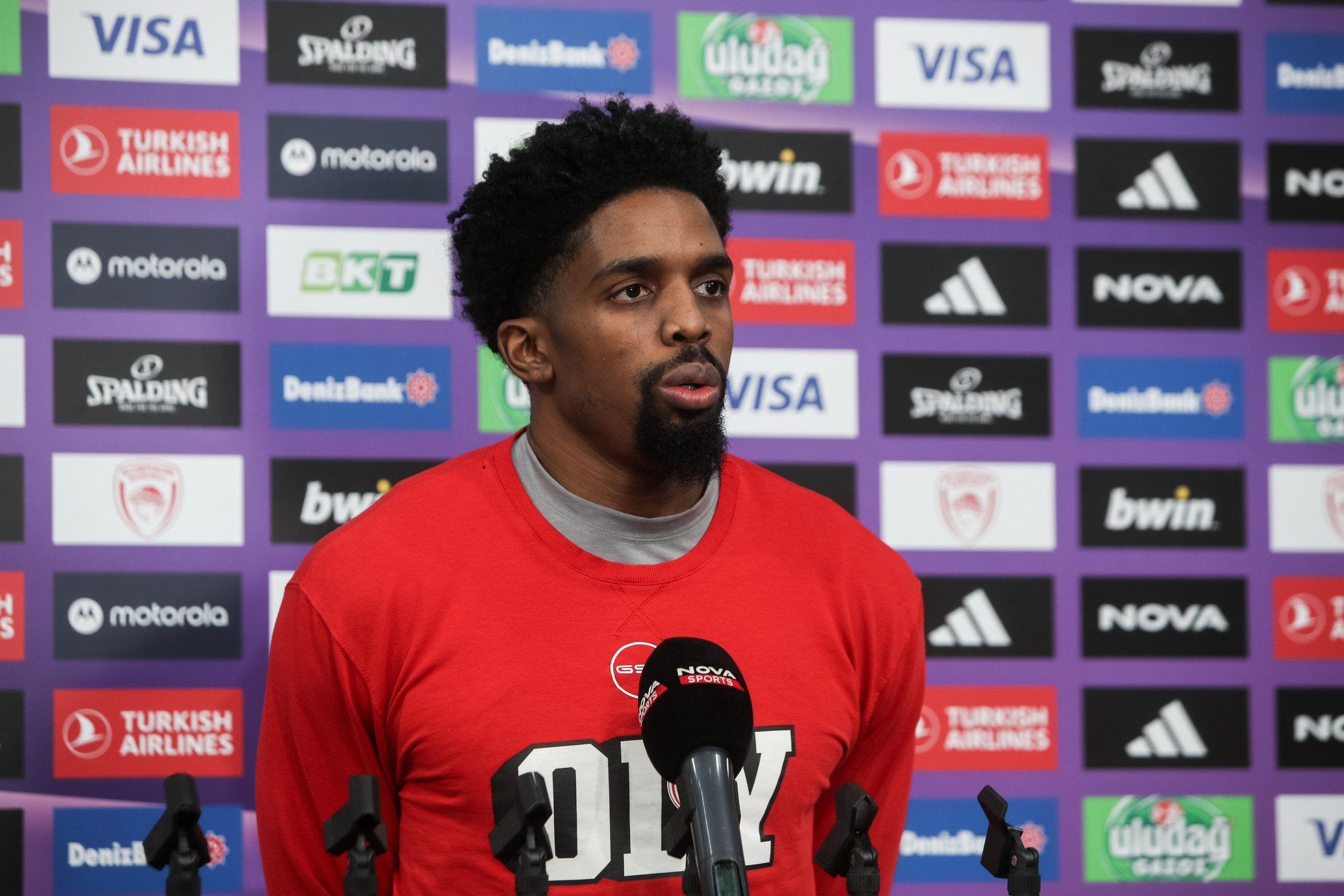 ΜακΚίσικ: «Βλέπω στα μάτια του Βεζένκοφ το κίνητρο»